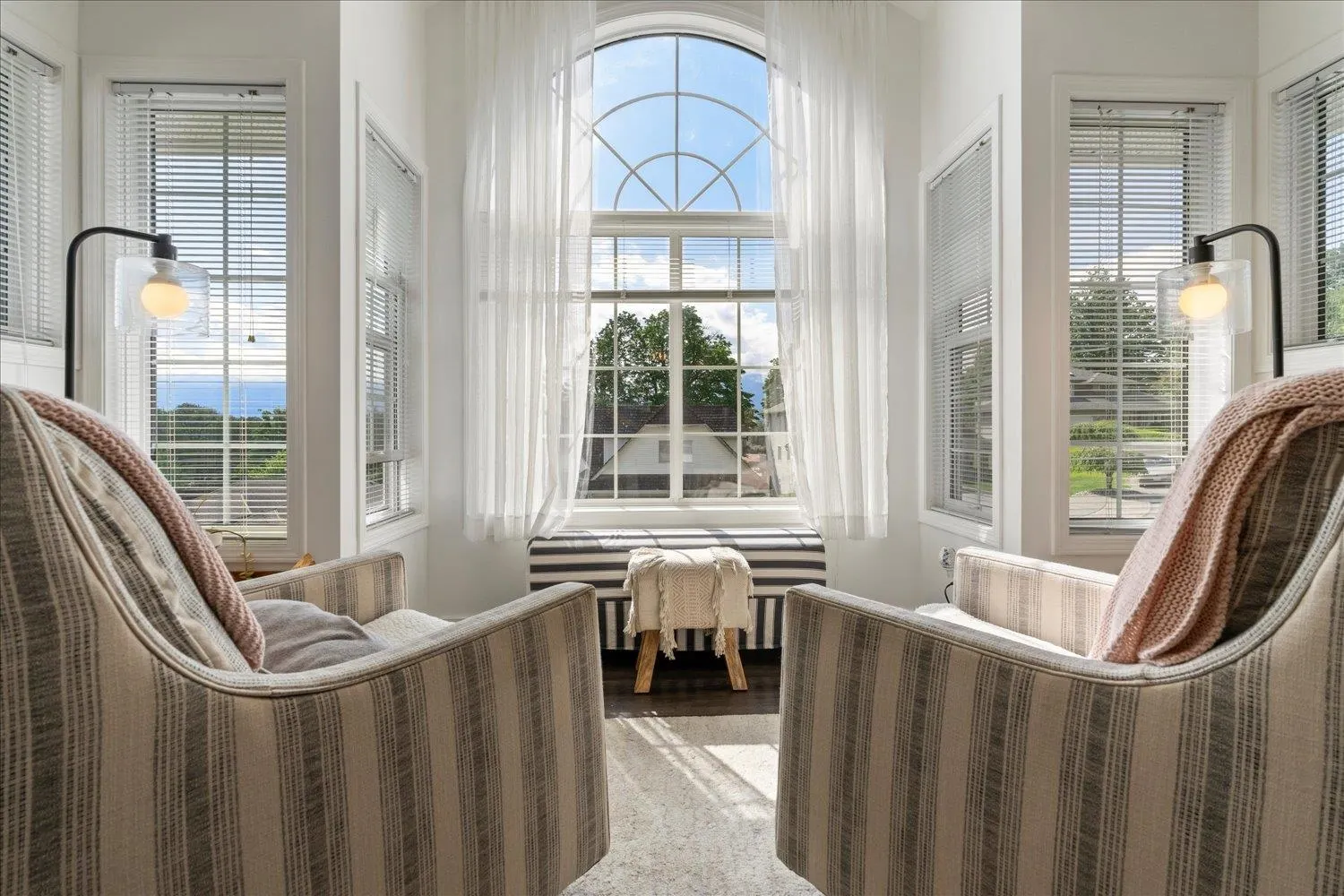8657 Sunburst Place