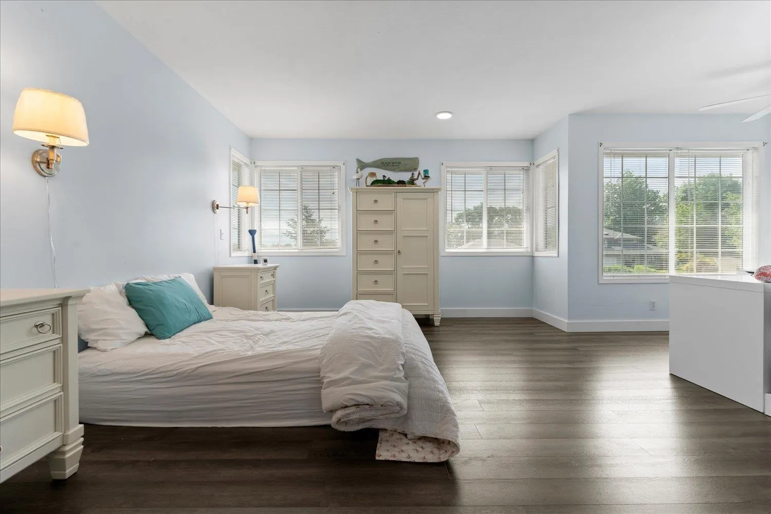 8657 Sunburst Place