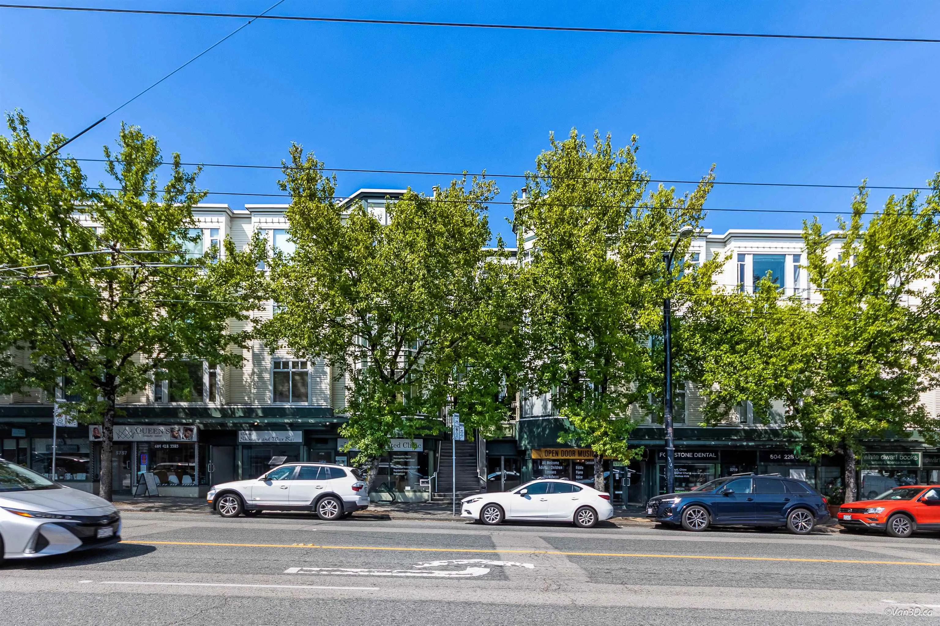 303 3727 W 10th Avenue