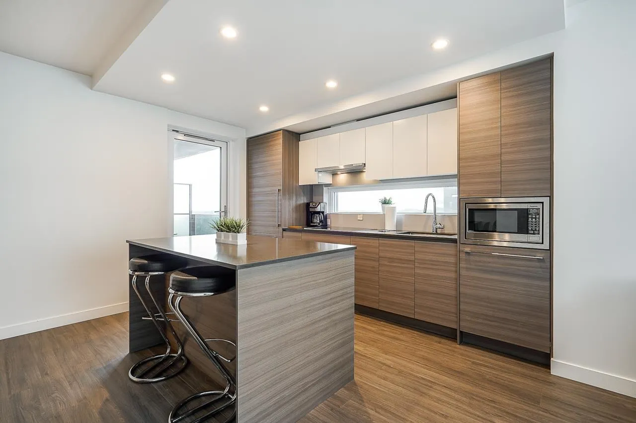 1404 13655 Fraser Highway