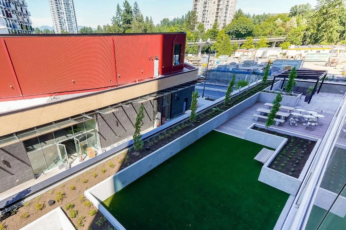 1404 13655 Fraser Highway
