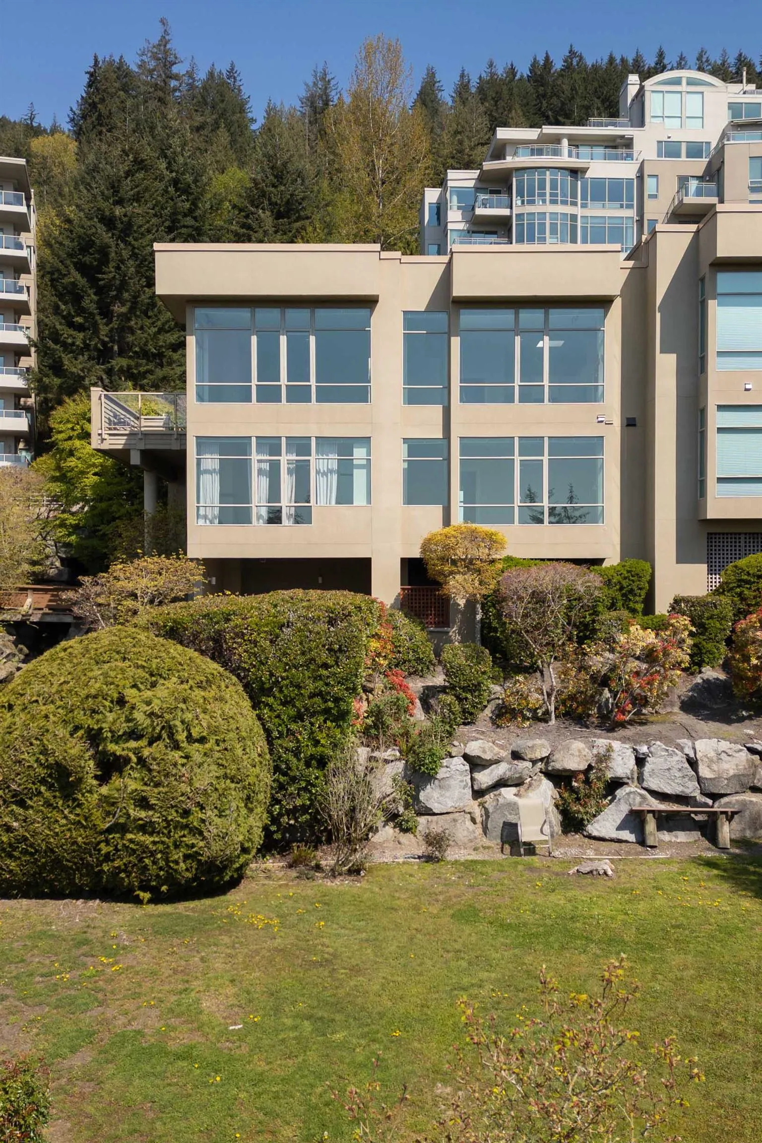 3112 Deer Ridge Drive