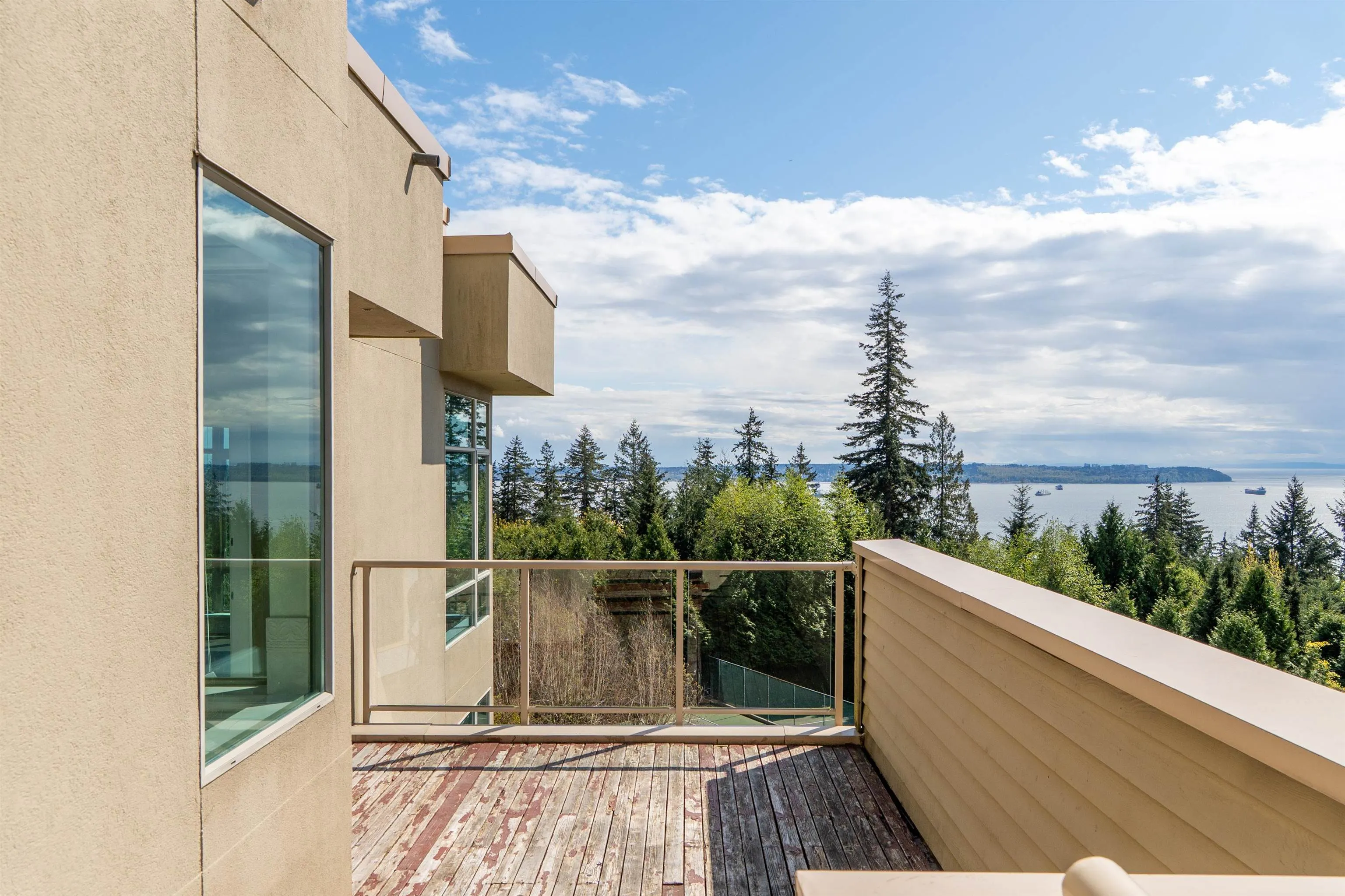 3112 Deer Ridge Drive