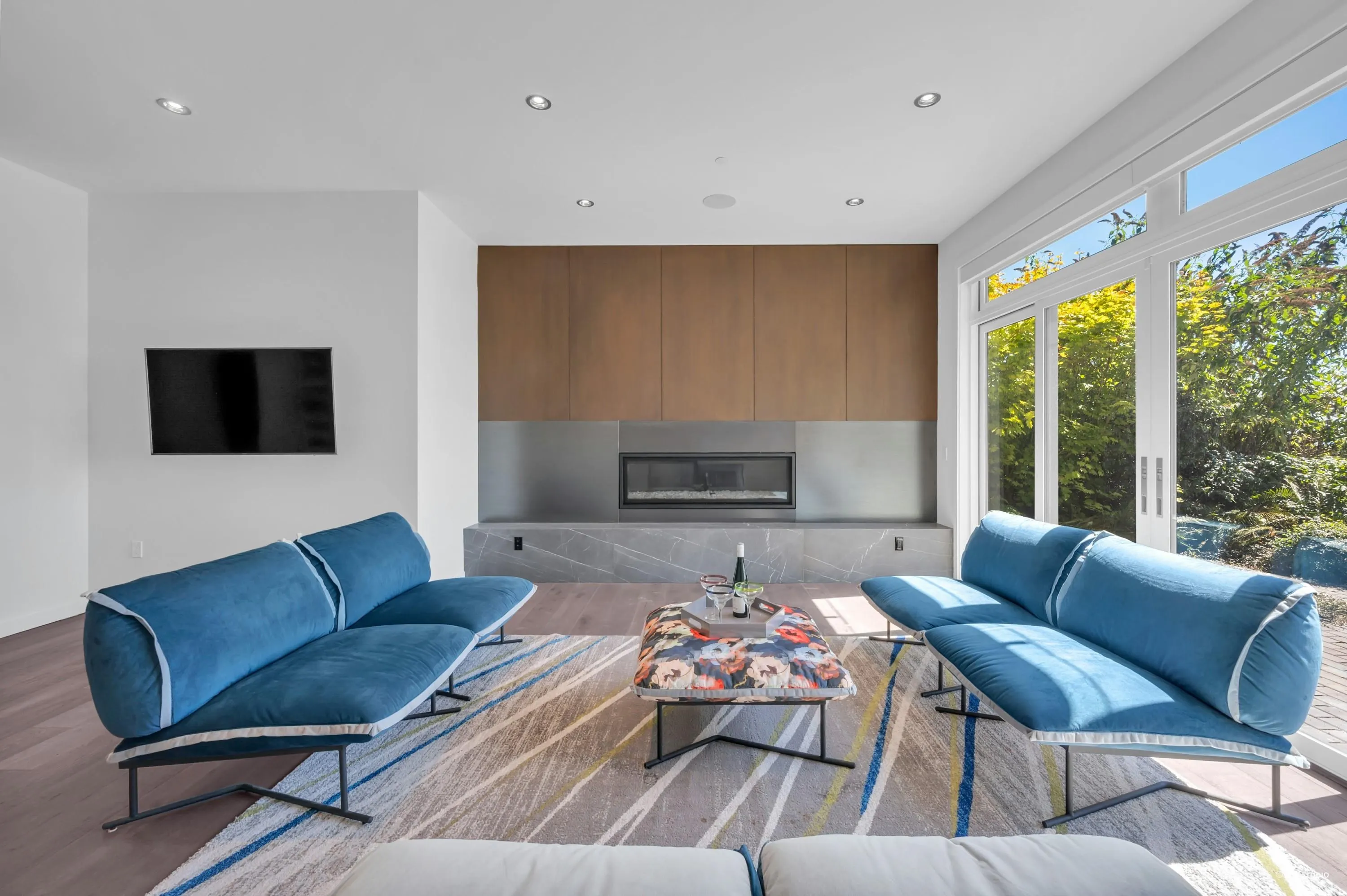 2101 Union Court