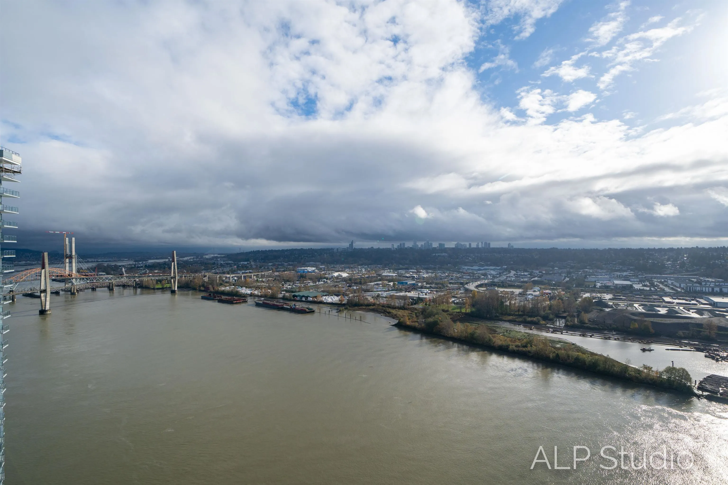 3708 680 Quayside Drive