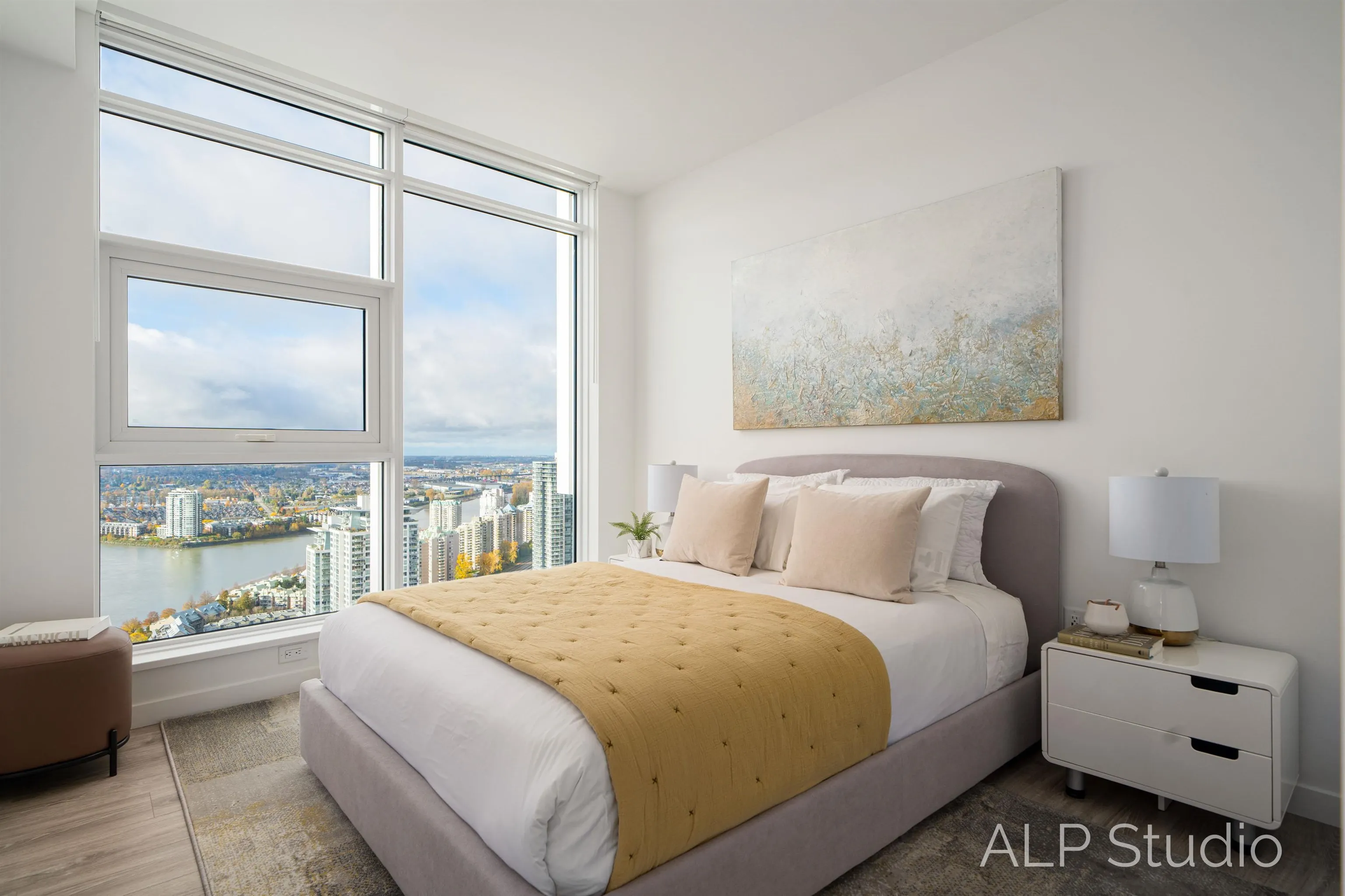 3708 680 Quayside Drive