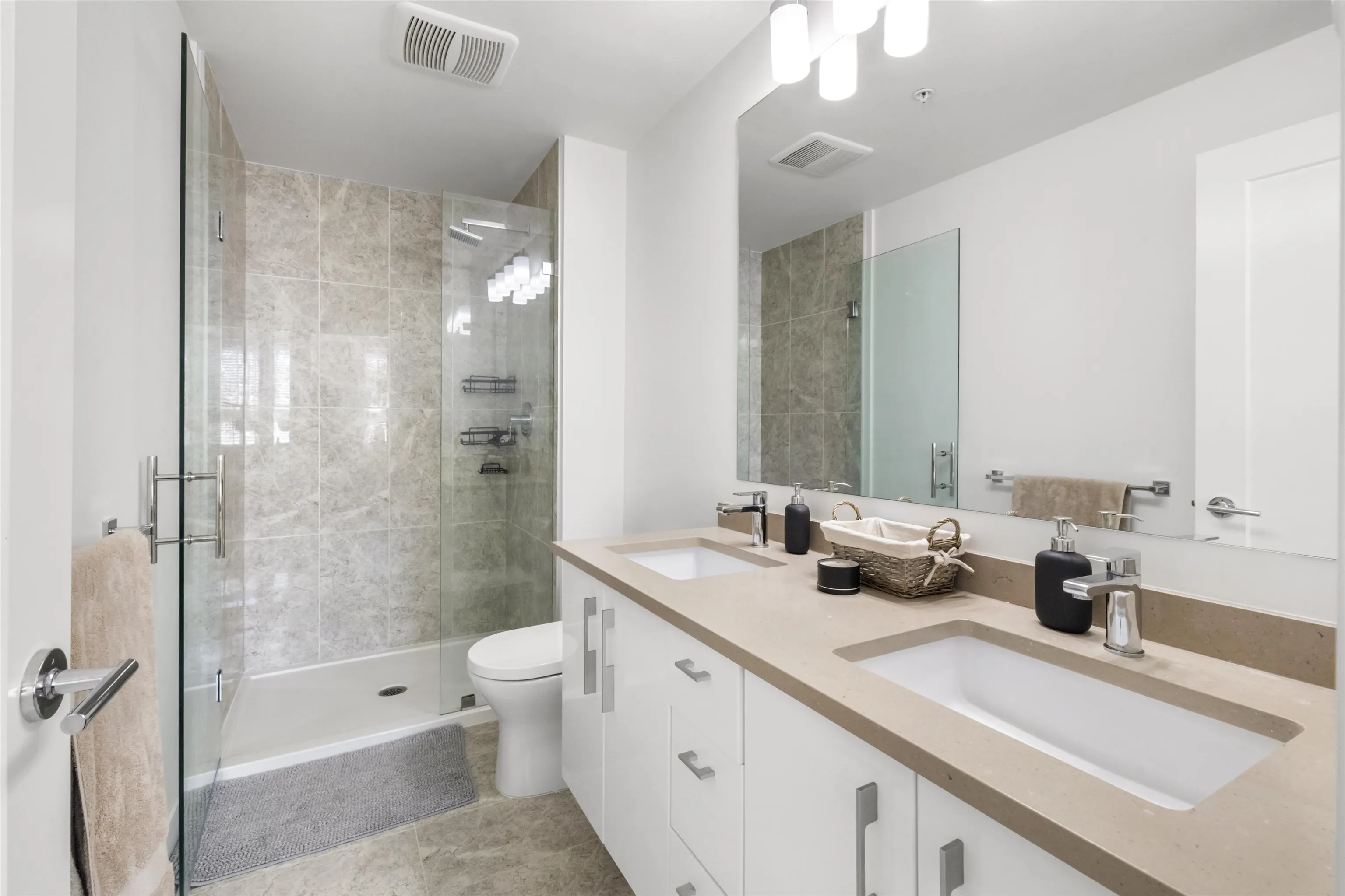 210 20829 77a Avenue