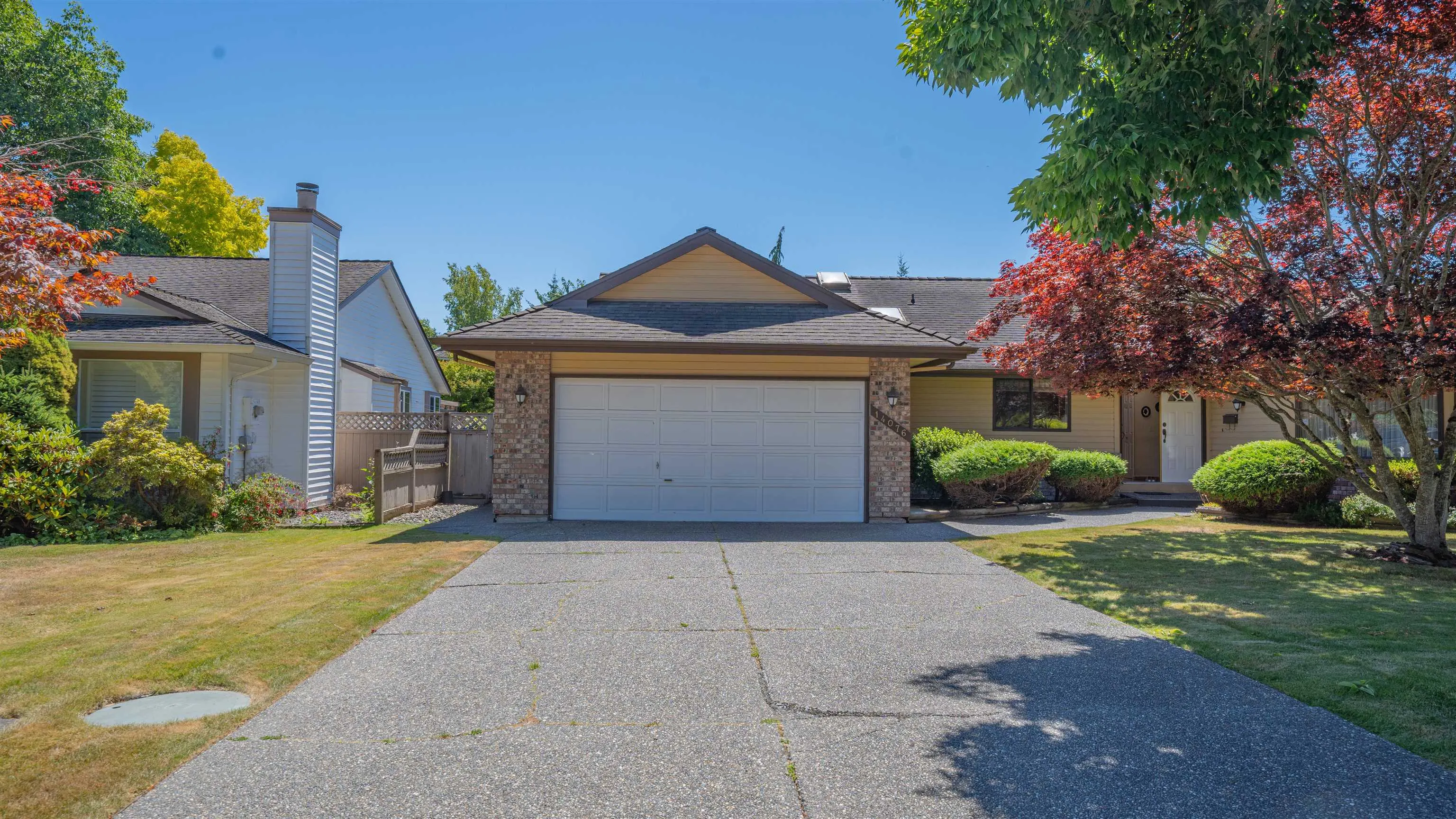 14076 19a Avenue