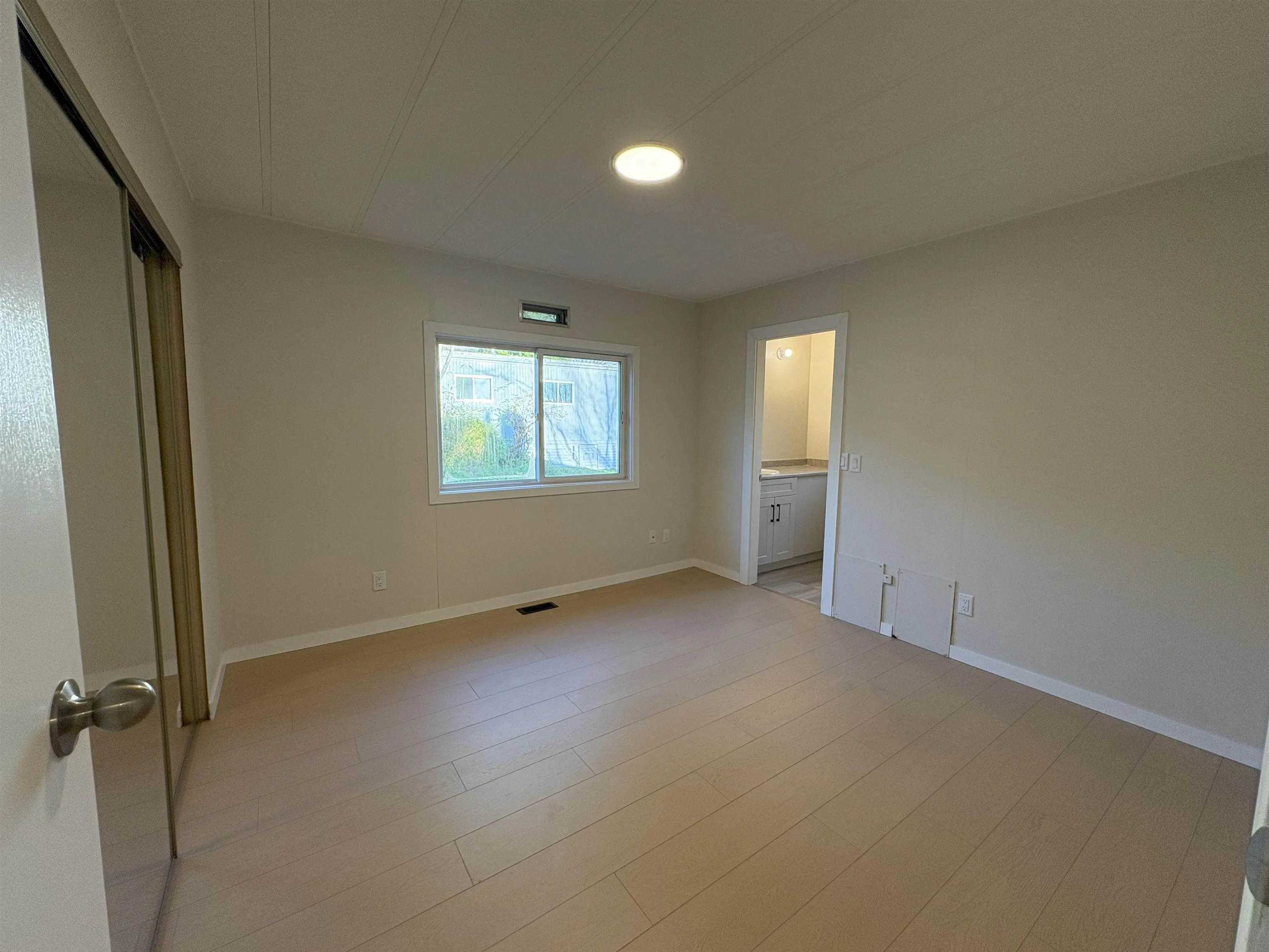 1 43201 Lougheed Highway