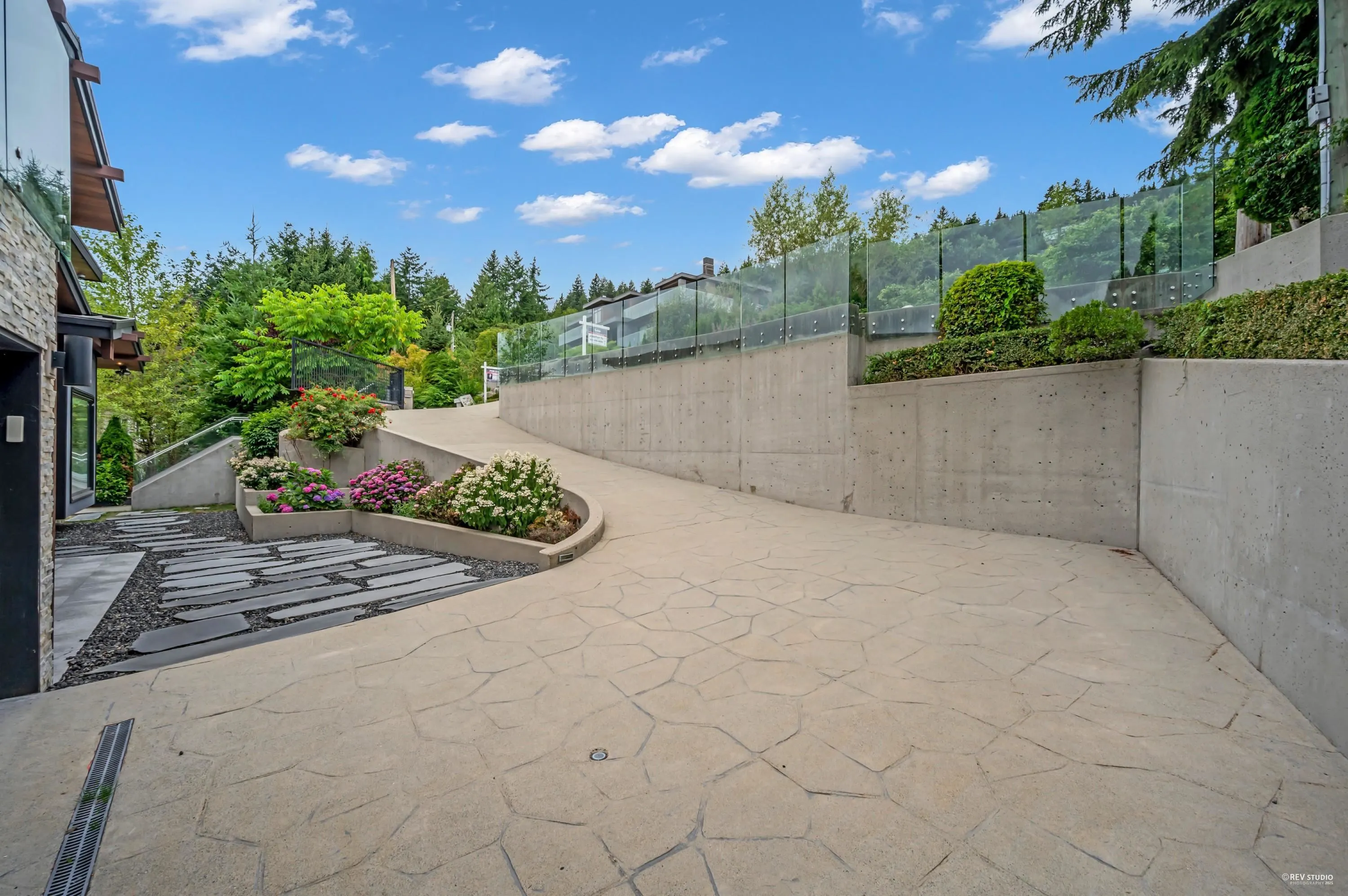518 Ballantree Place