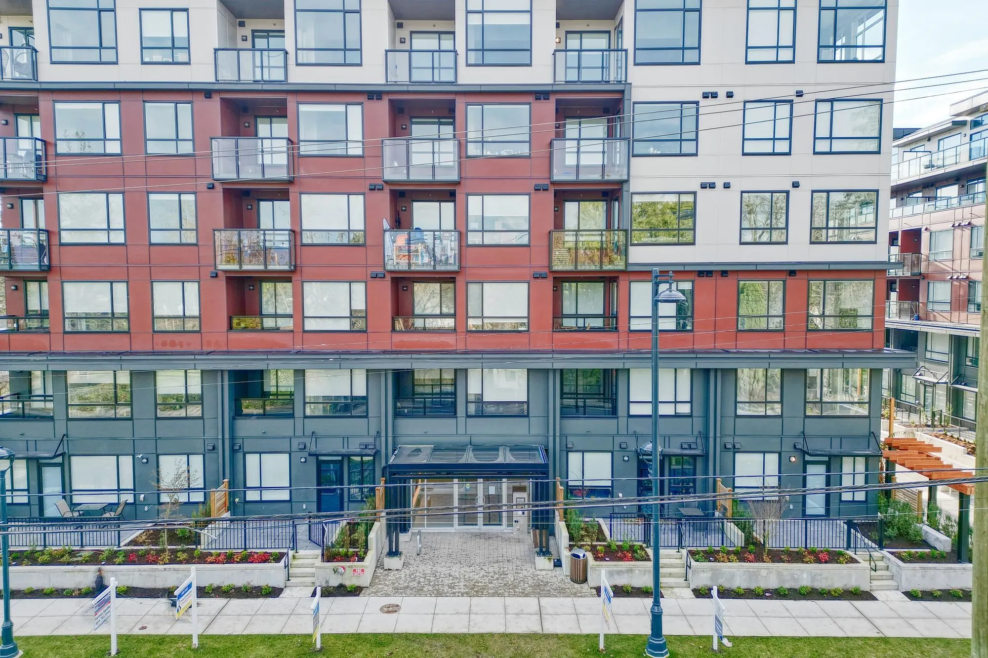 E616 13858 108 Avenue