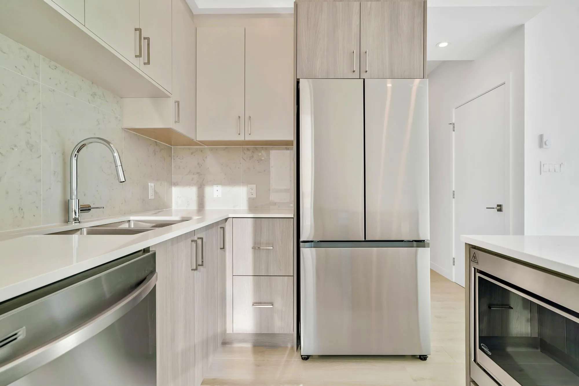 E616 13858 108 Avenue