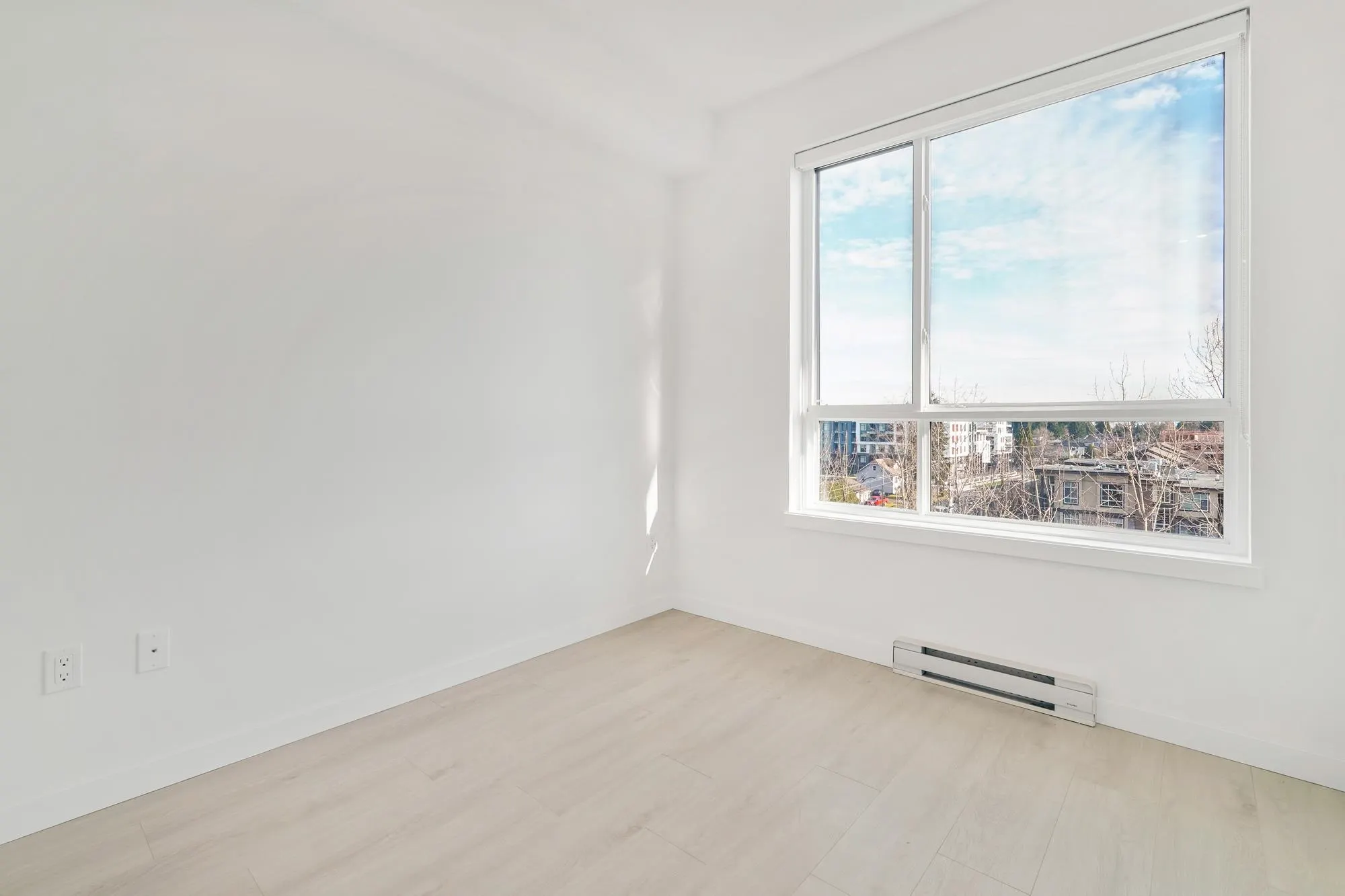 E616 13858 108 Avenue