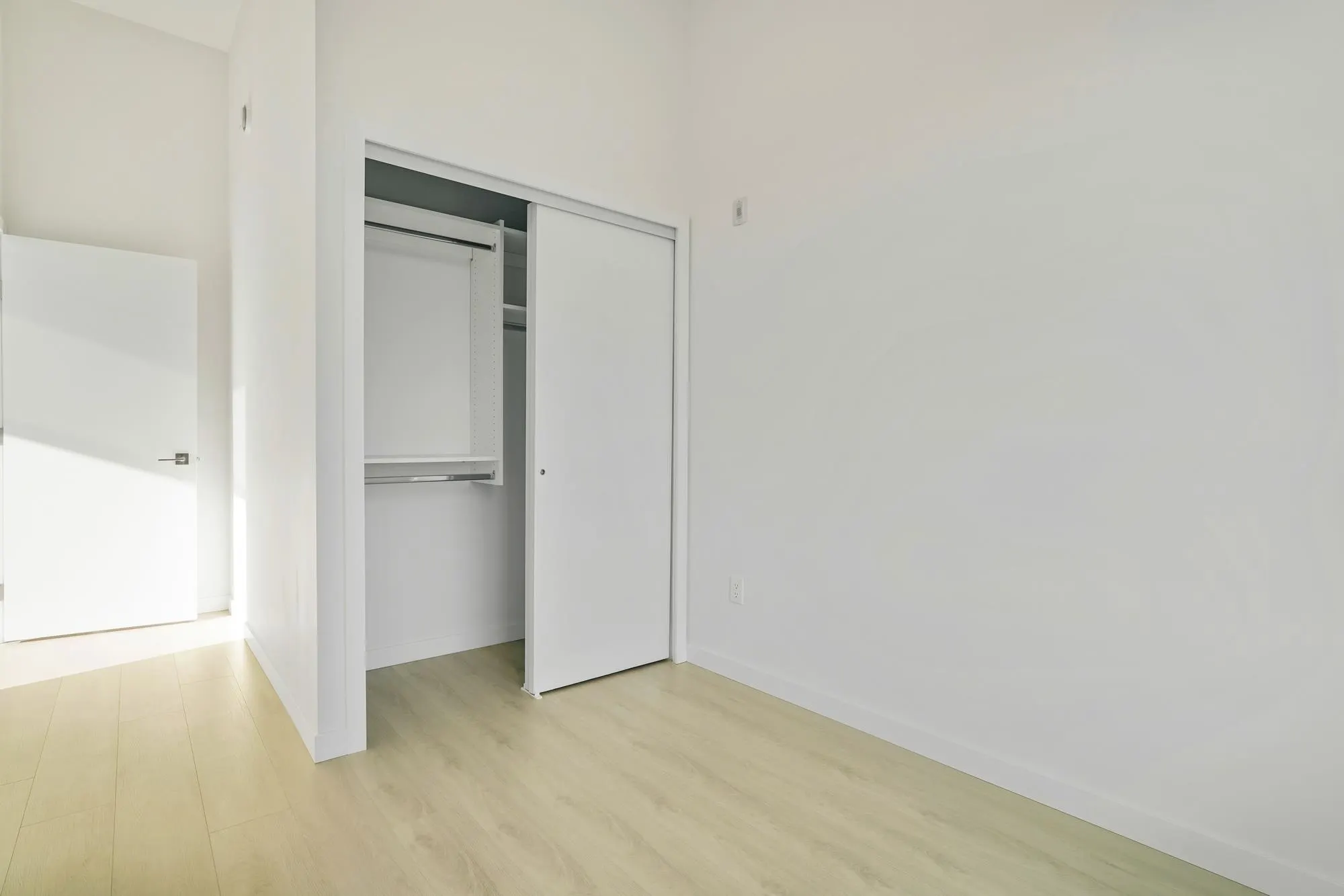 E616 13858 108 Avenue