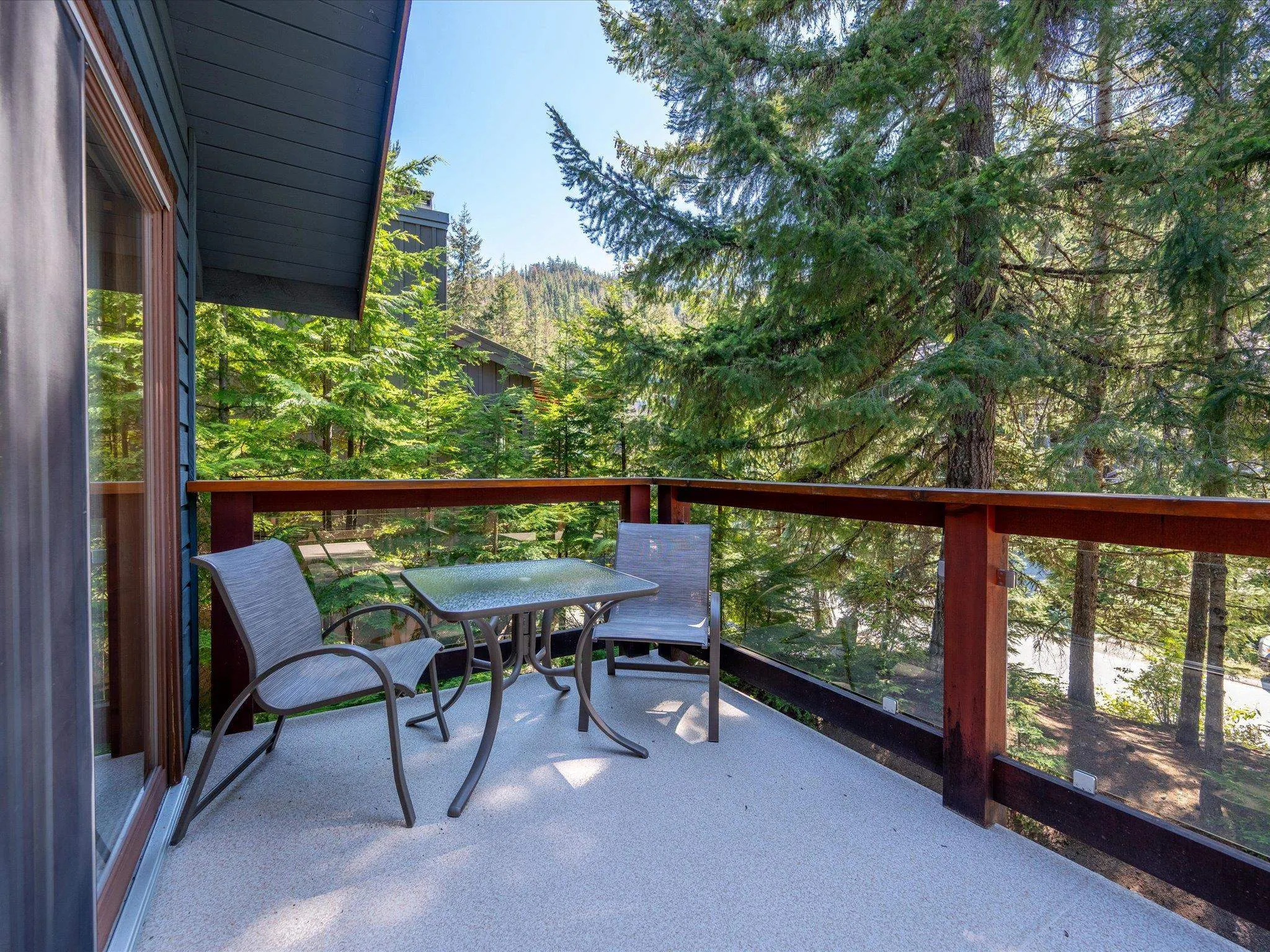 3353 Panorama Ridge
