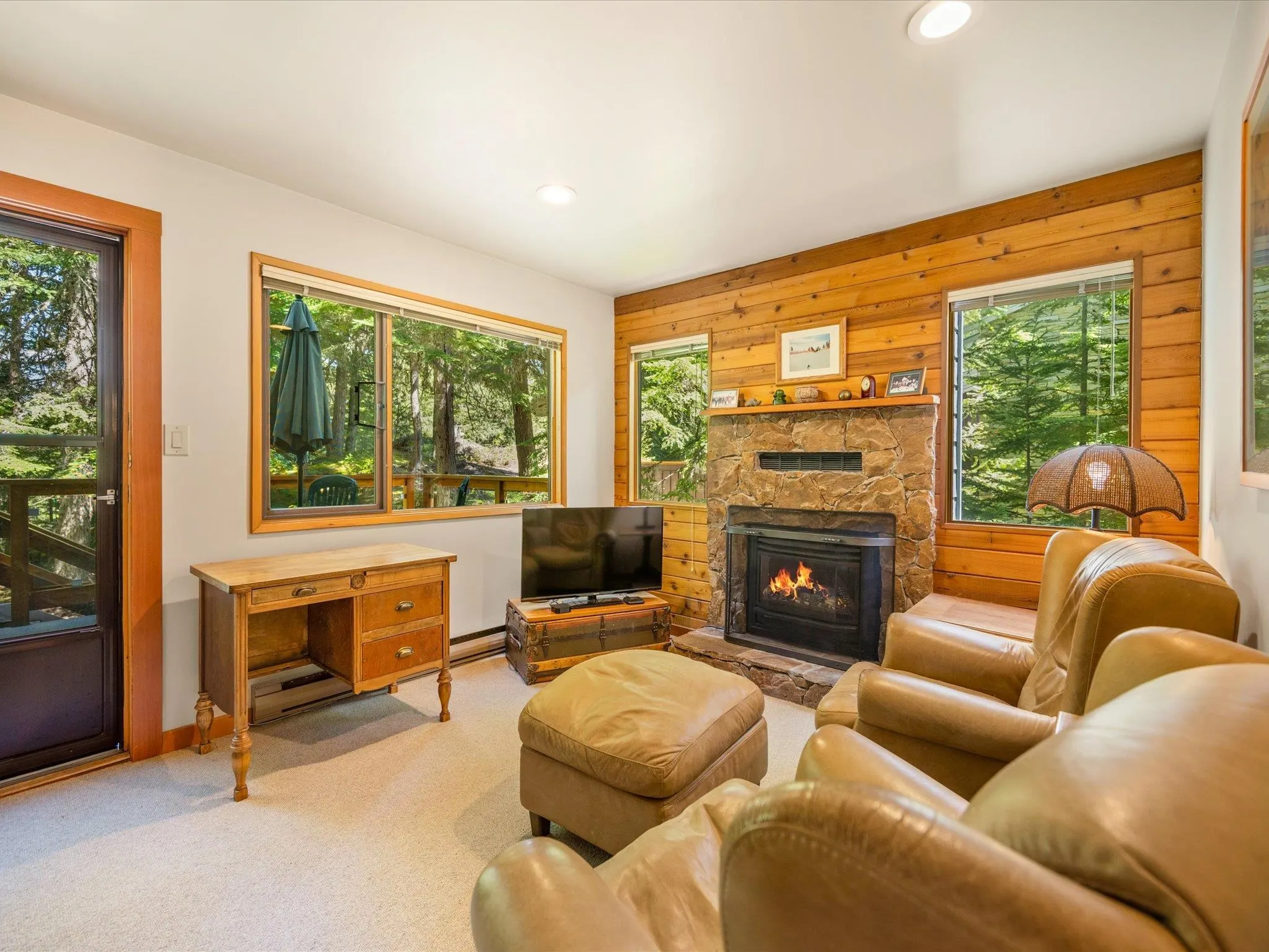 3353 Panorama Ridge
