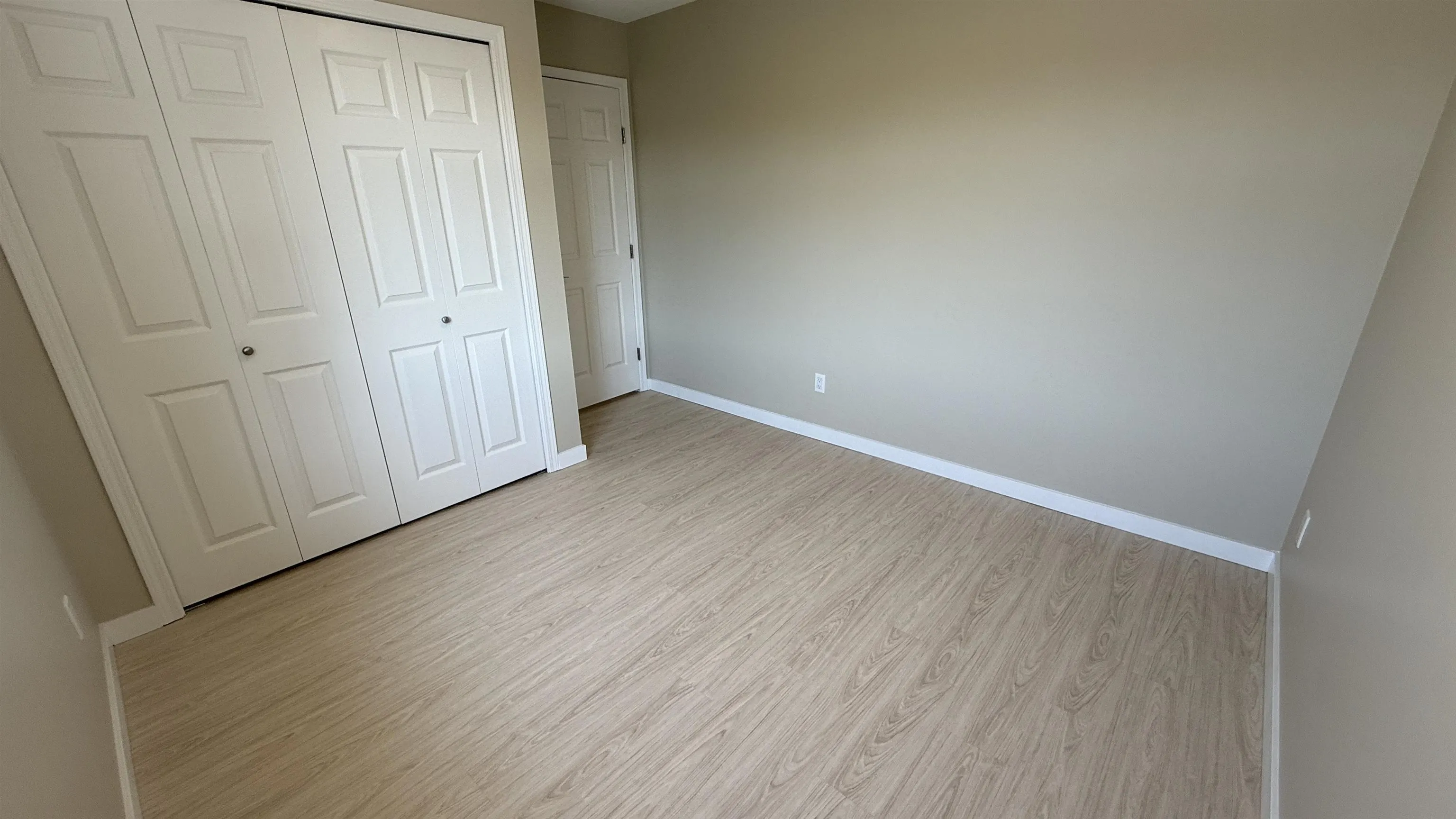 3 10000 Fisher Gate