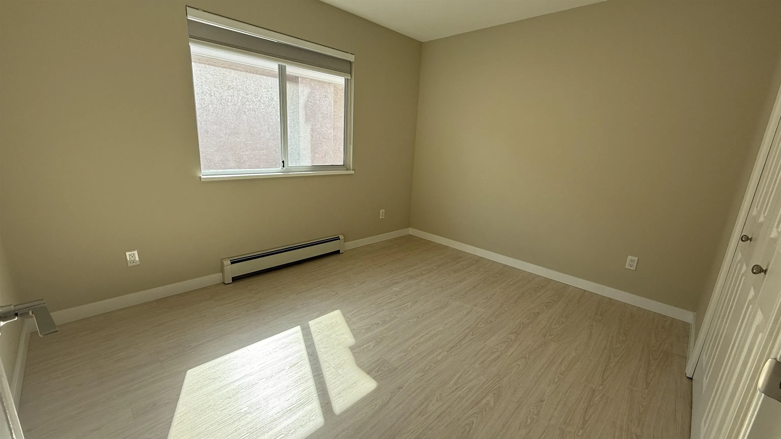 3 10000 Fisher Gate