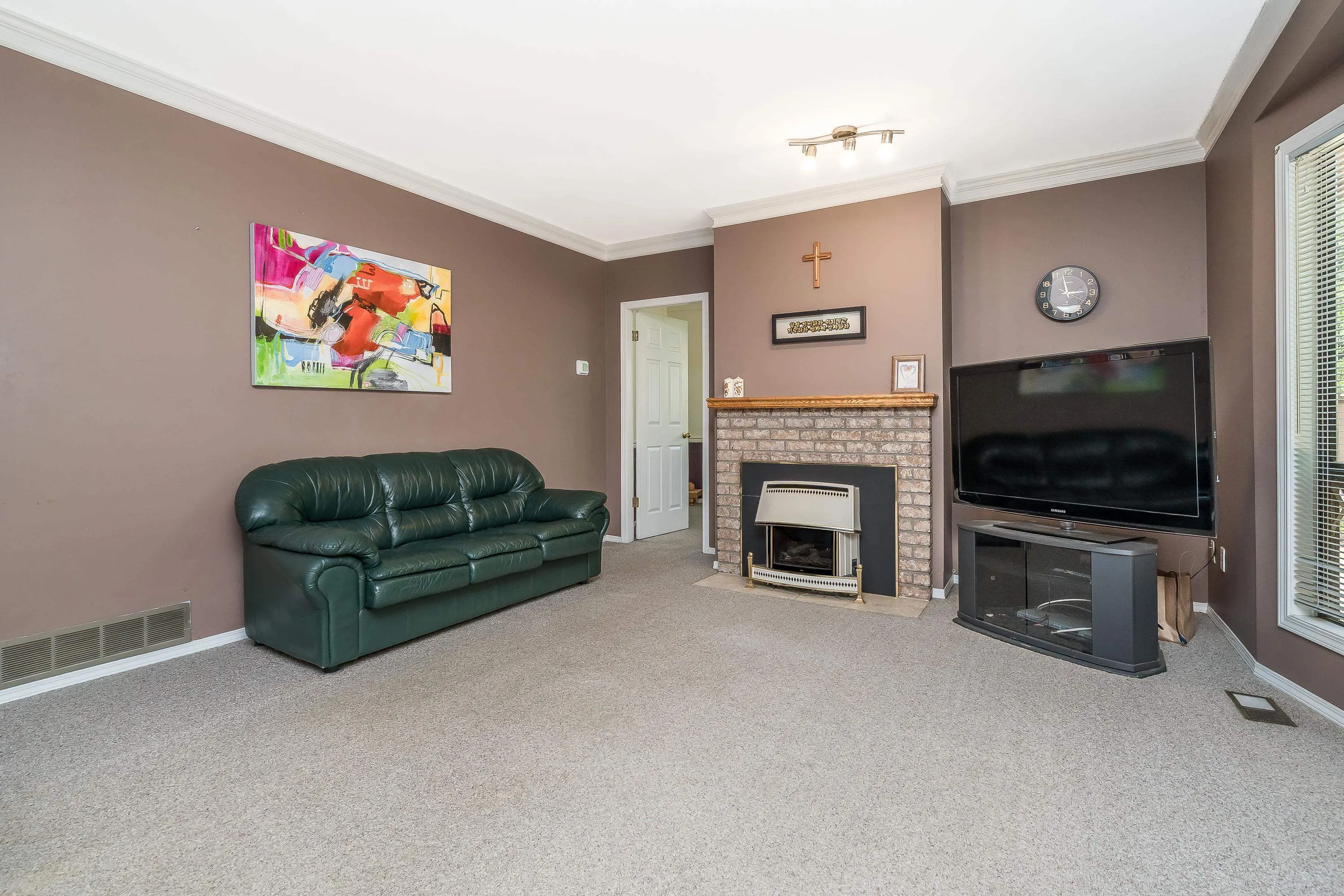 16675 Mapletree Close