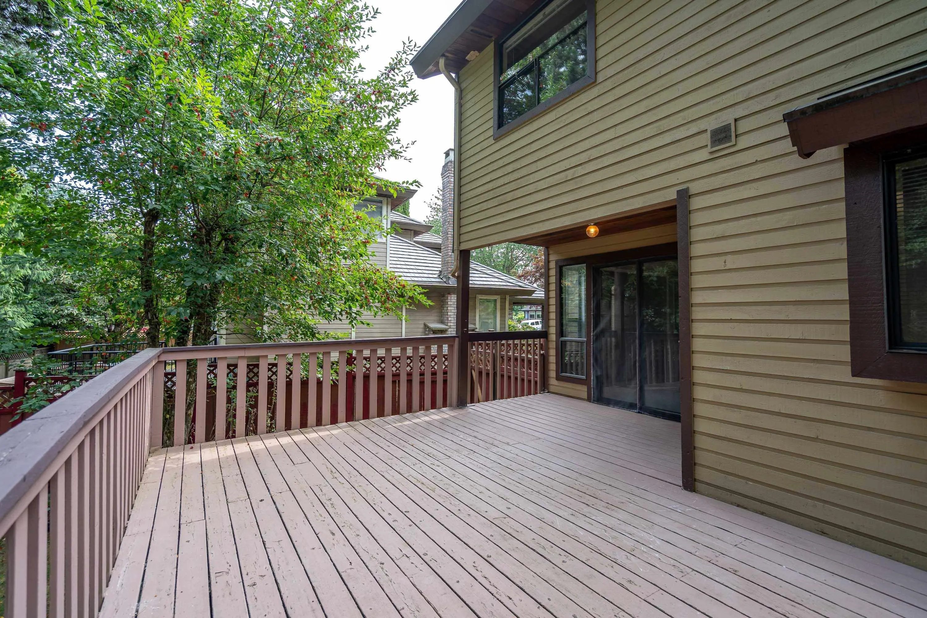 16675 Mapletree Close