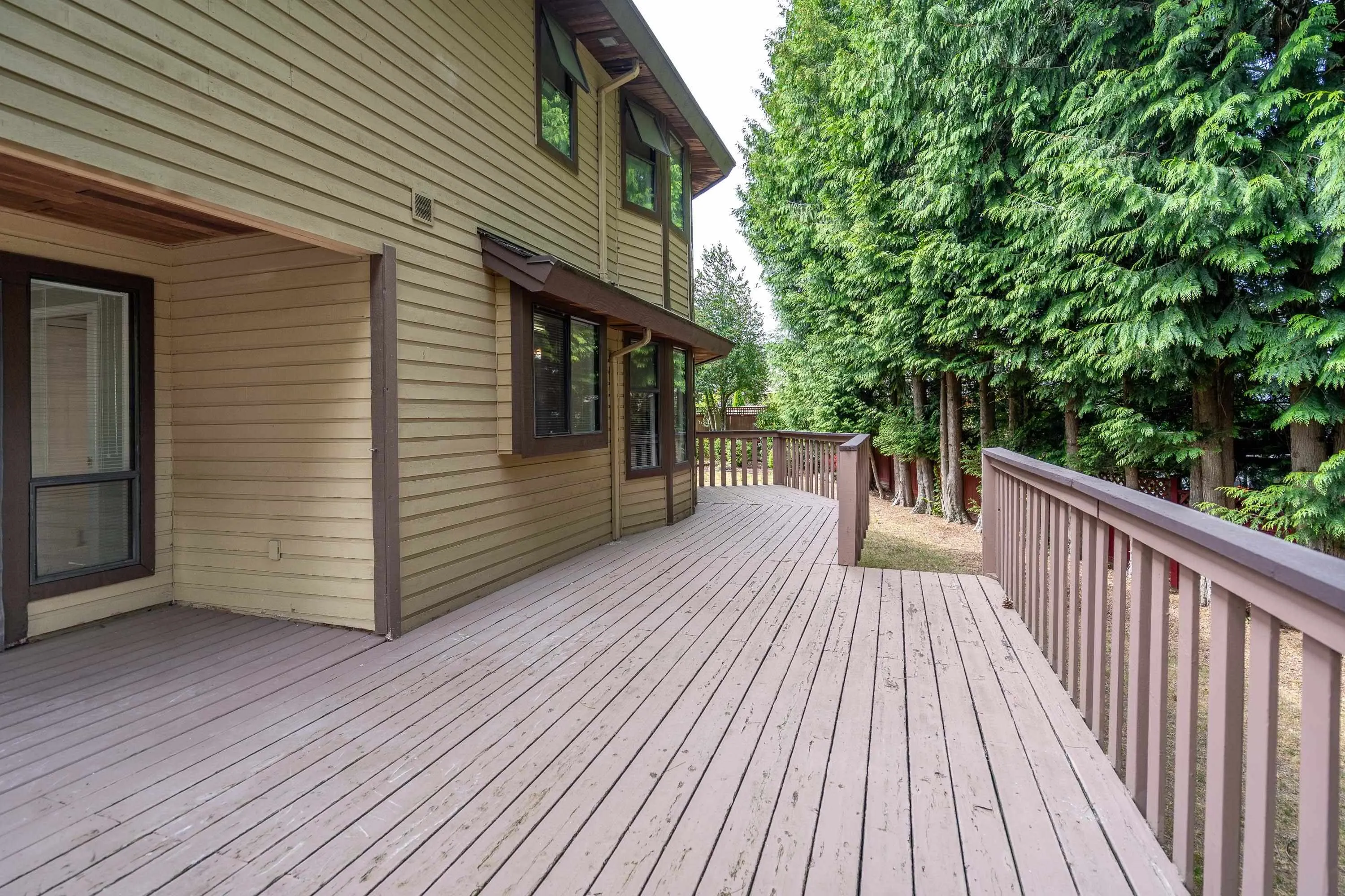 16675 Mapletree Close