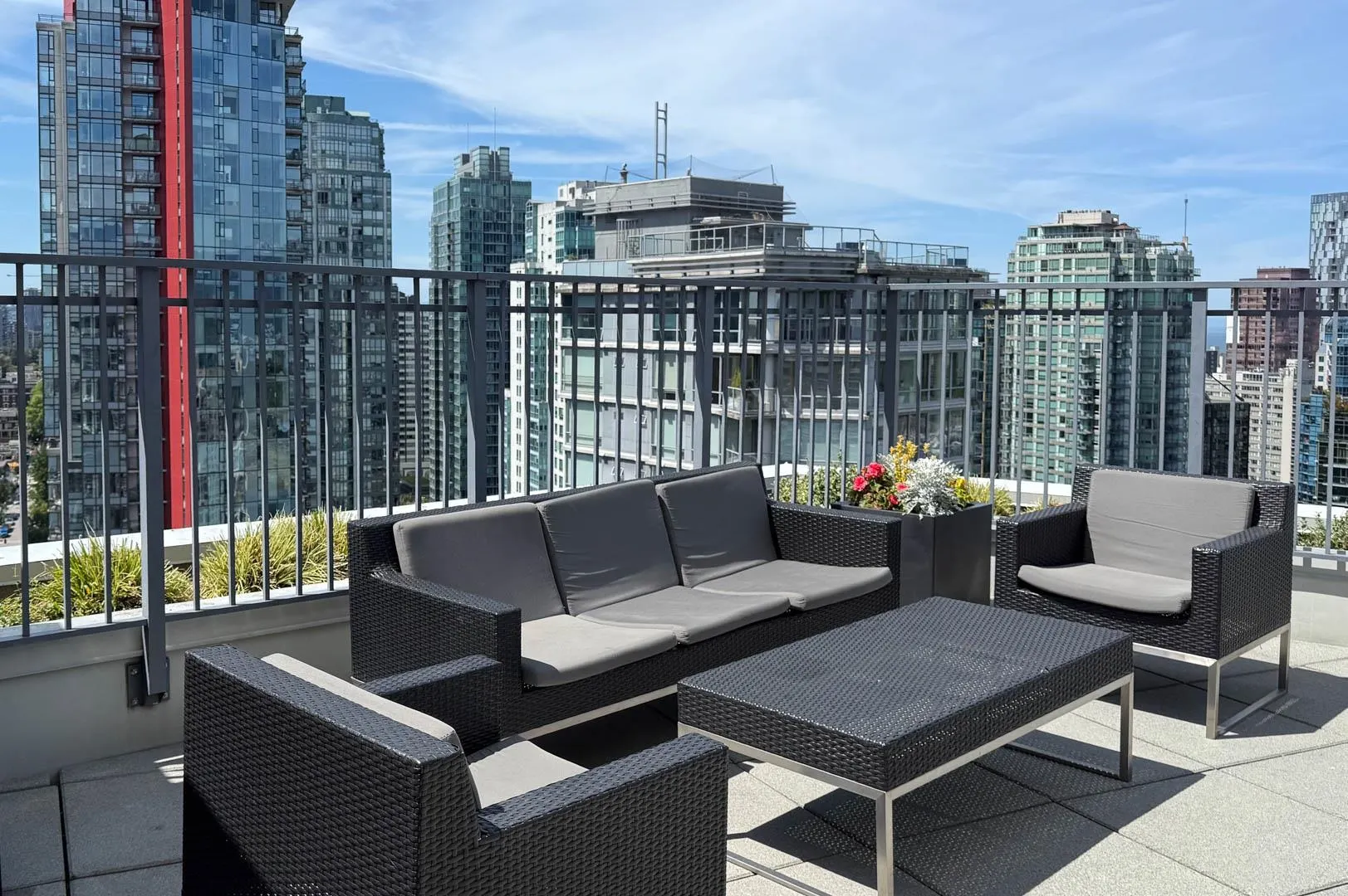 1504 1205 W Hastings Street