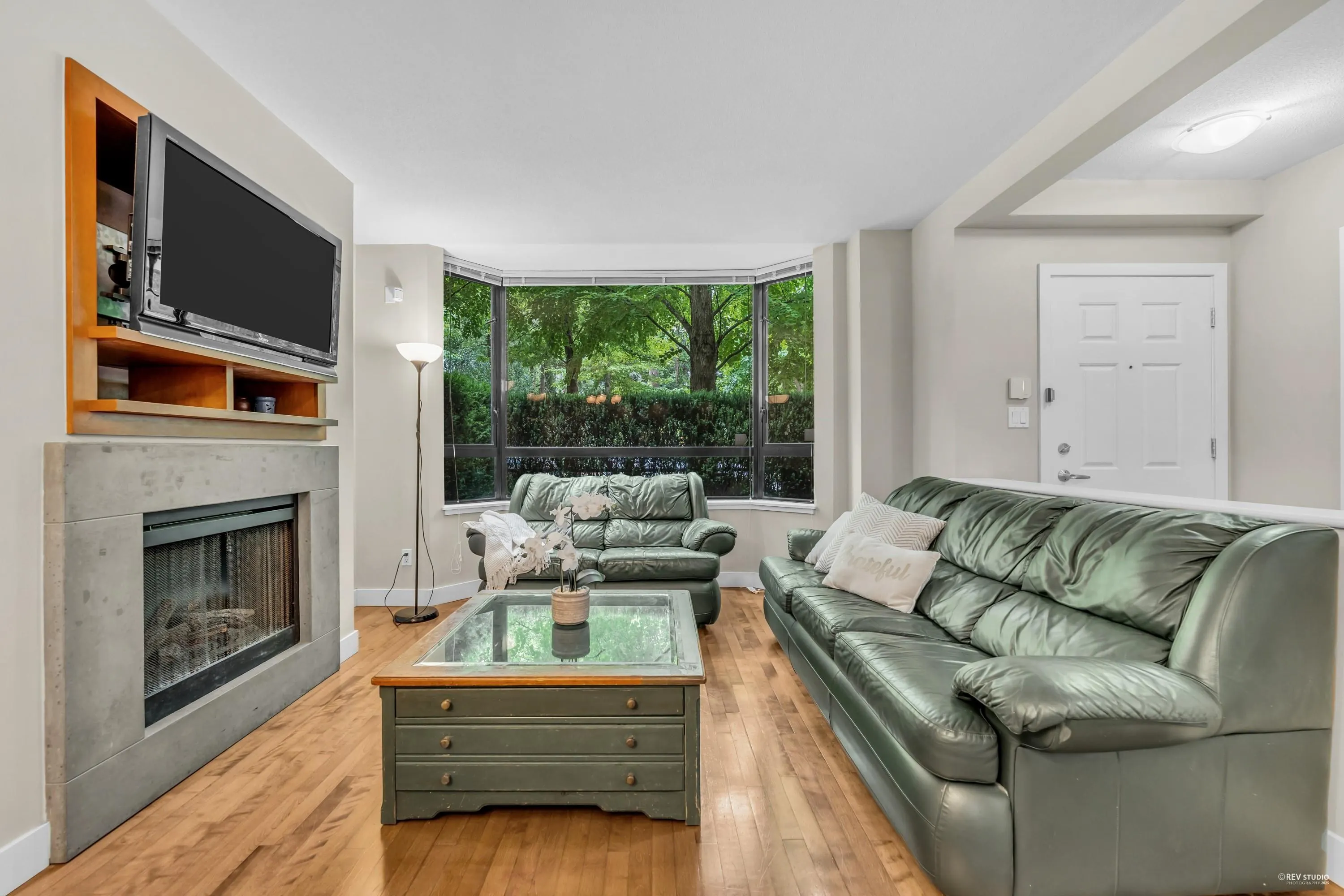 8 9133 Hemlock Drive
