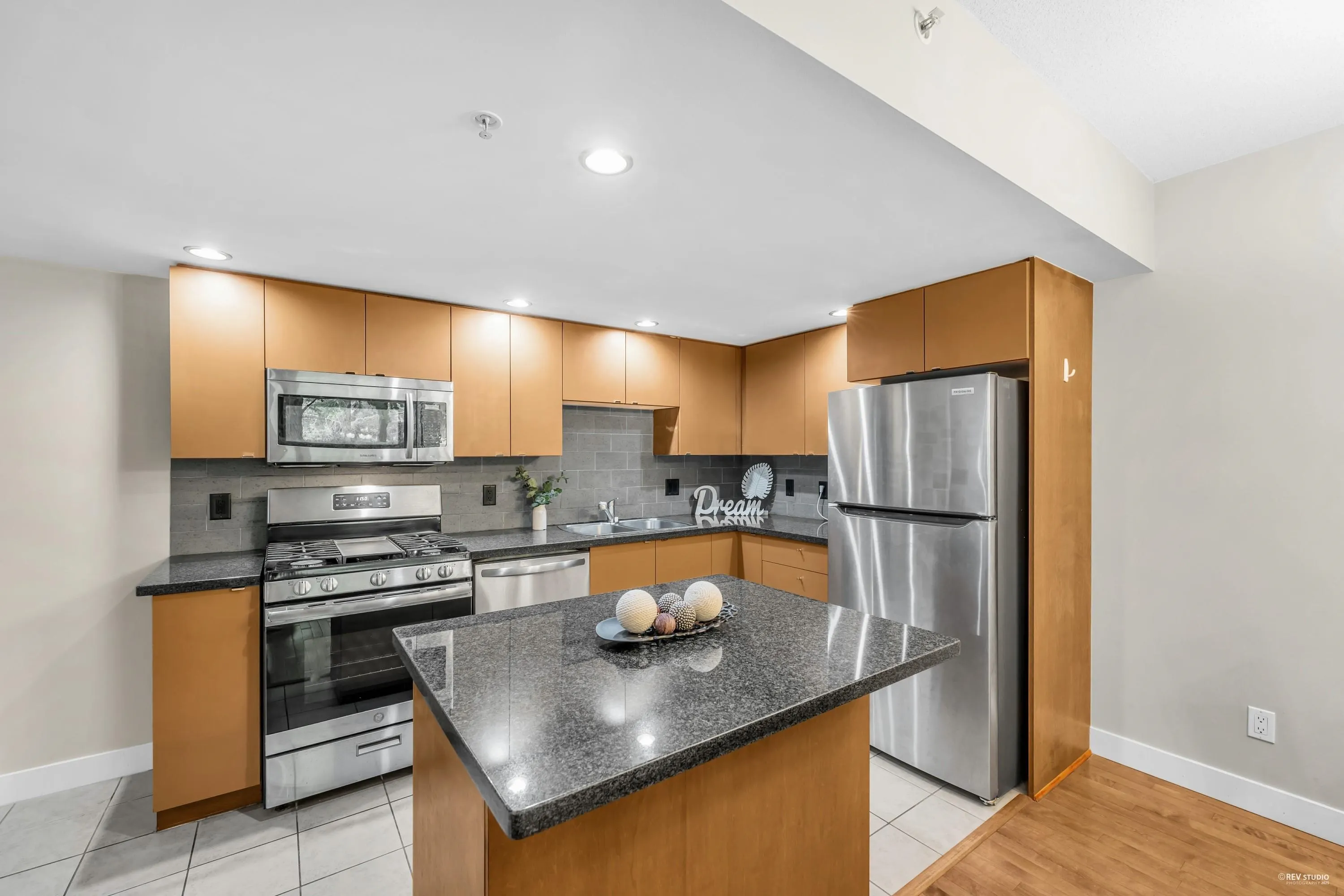 8 9133 Hemlock Drive