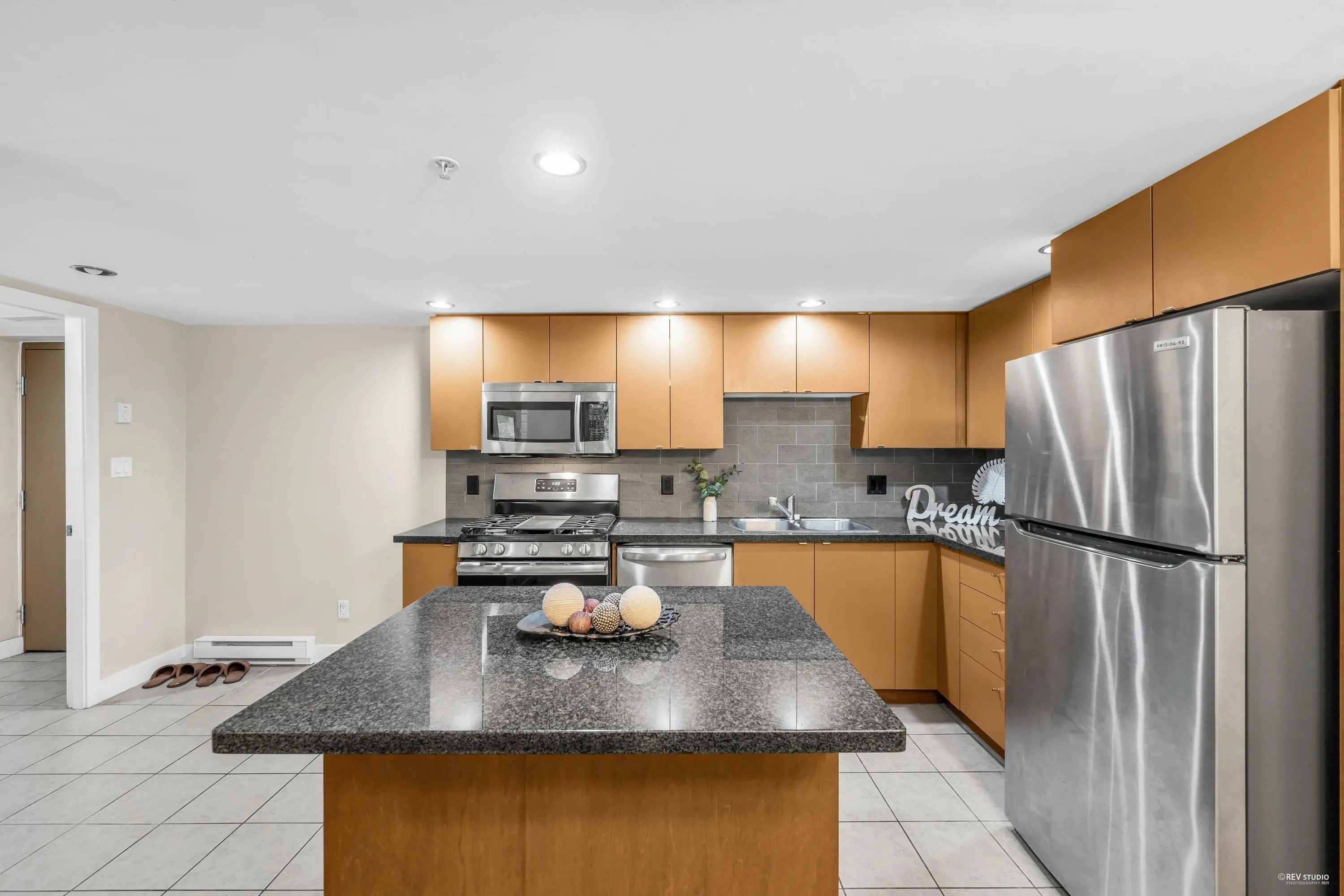 8 9133 Hemlock Drive