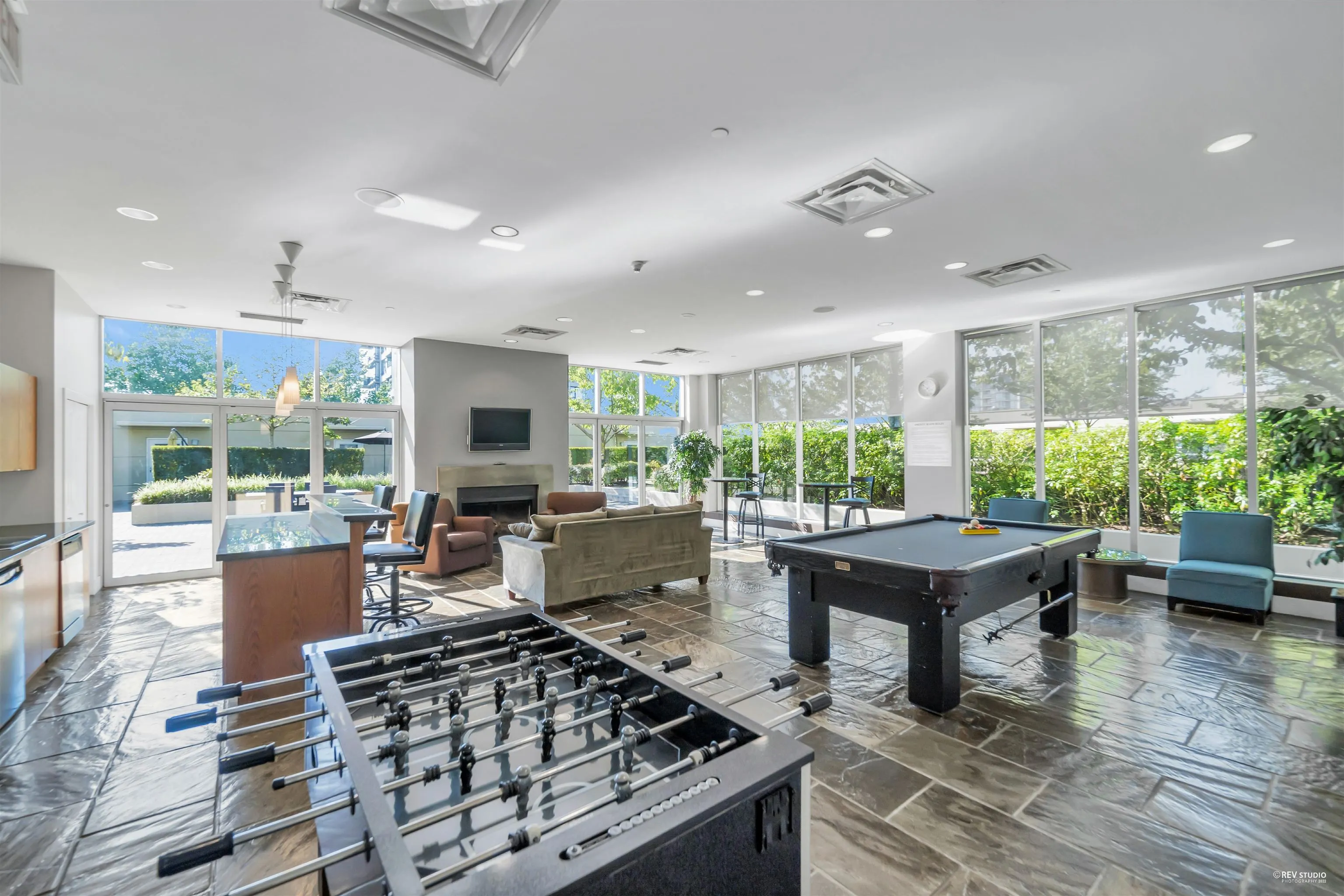 8 9133 Hemlock Drive