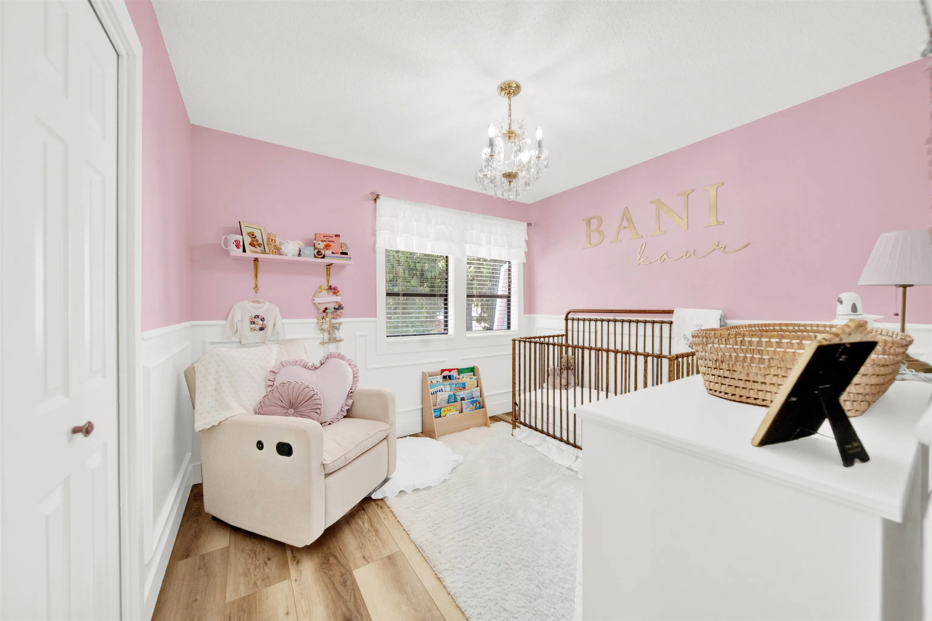 11473 Royal Crescent