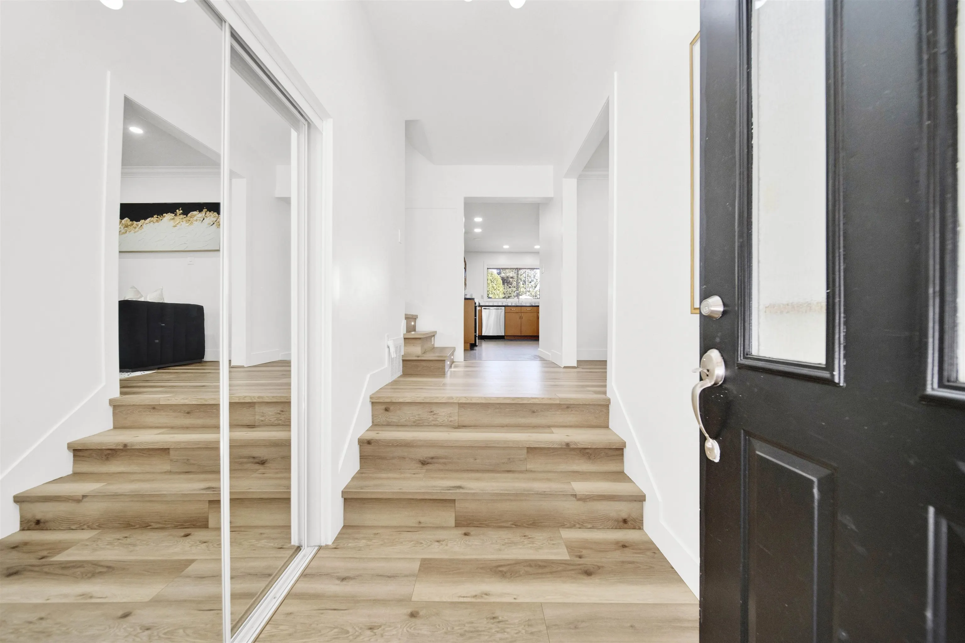11473 Royal Crescent