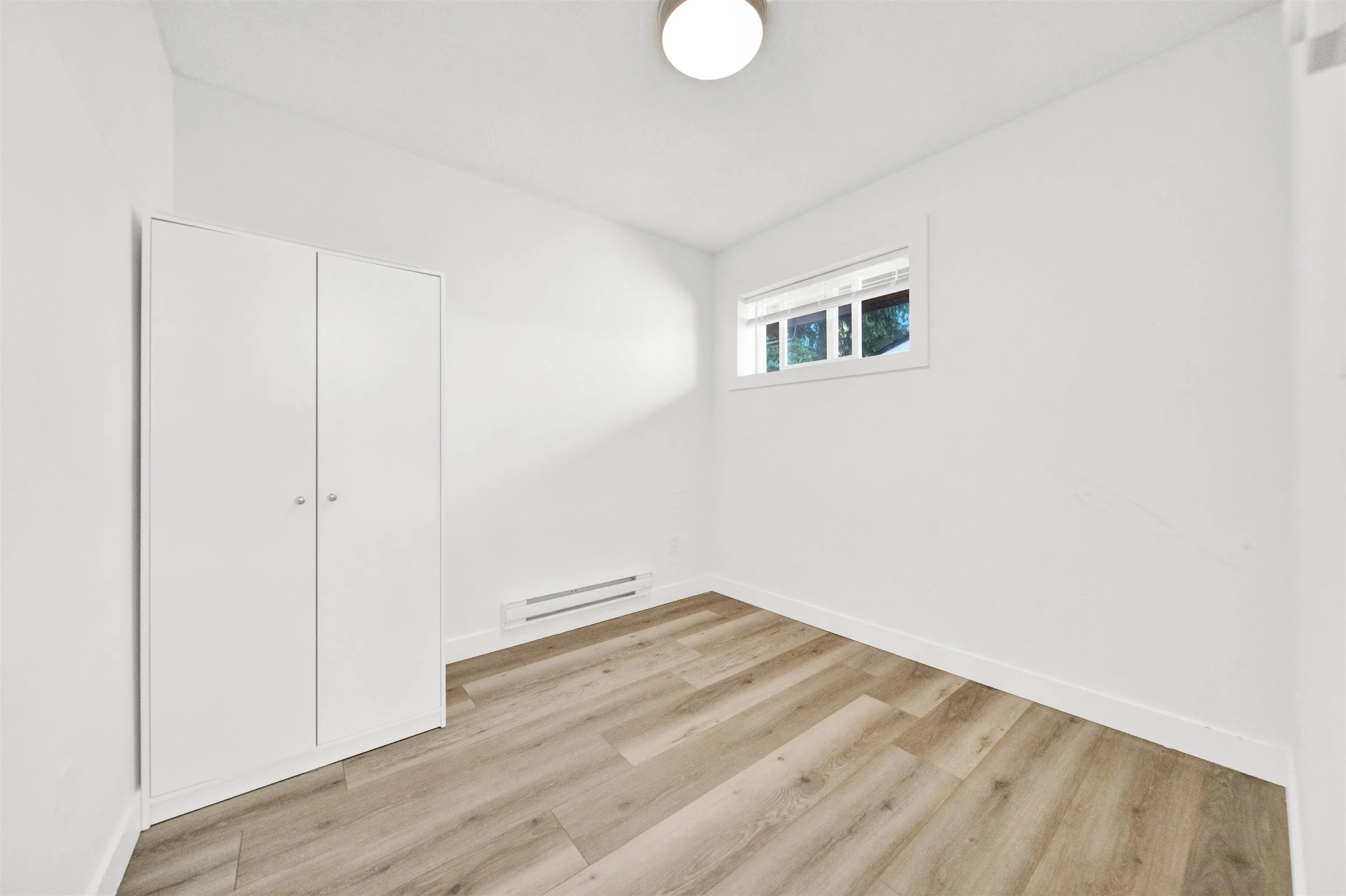 11473 Royal Crescent