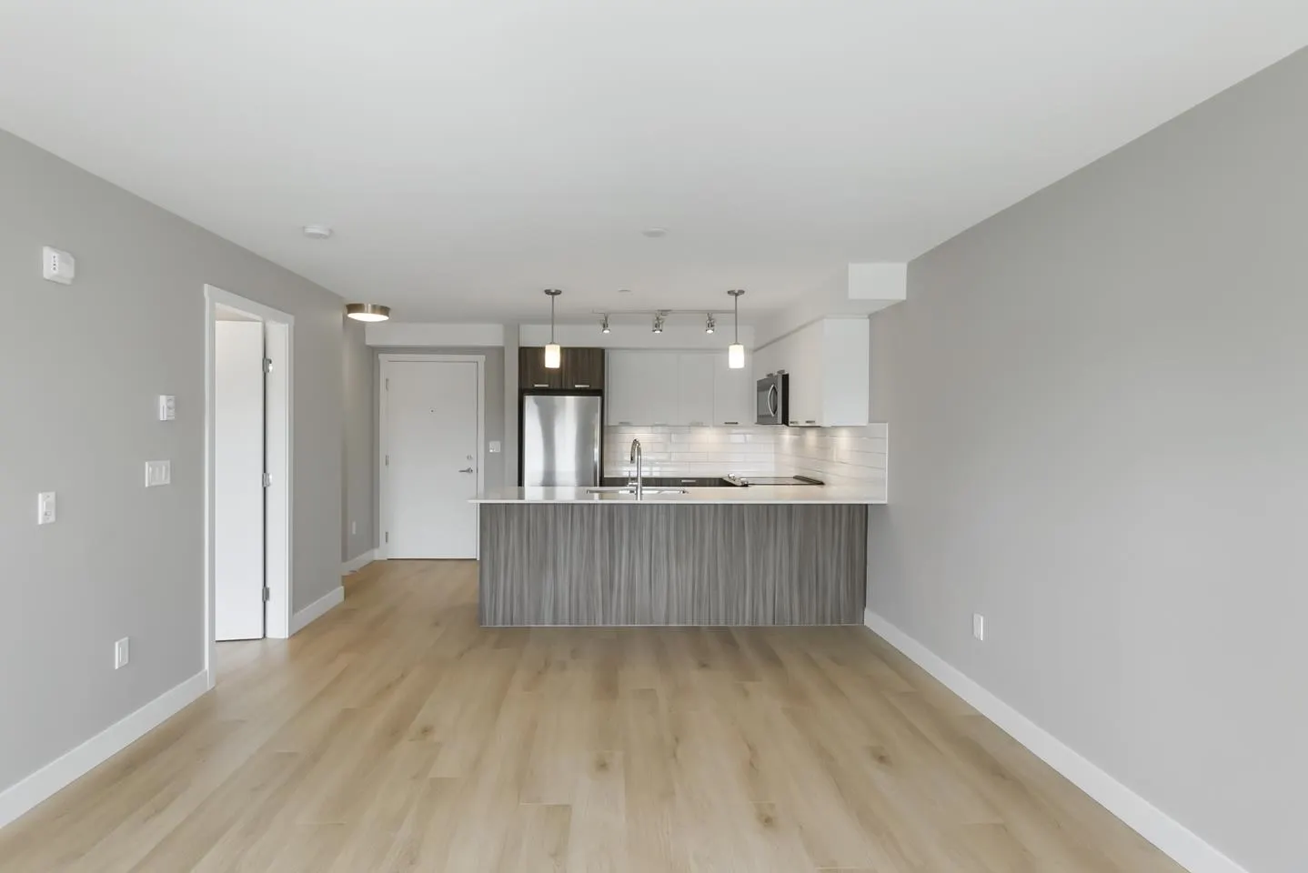 209 22562 121 Avenue