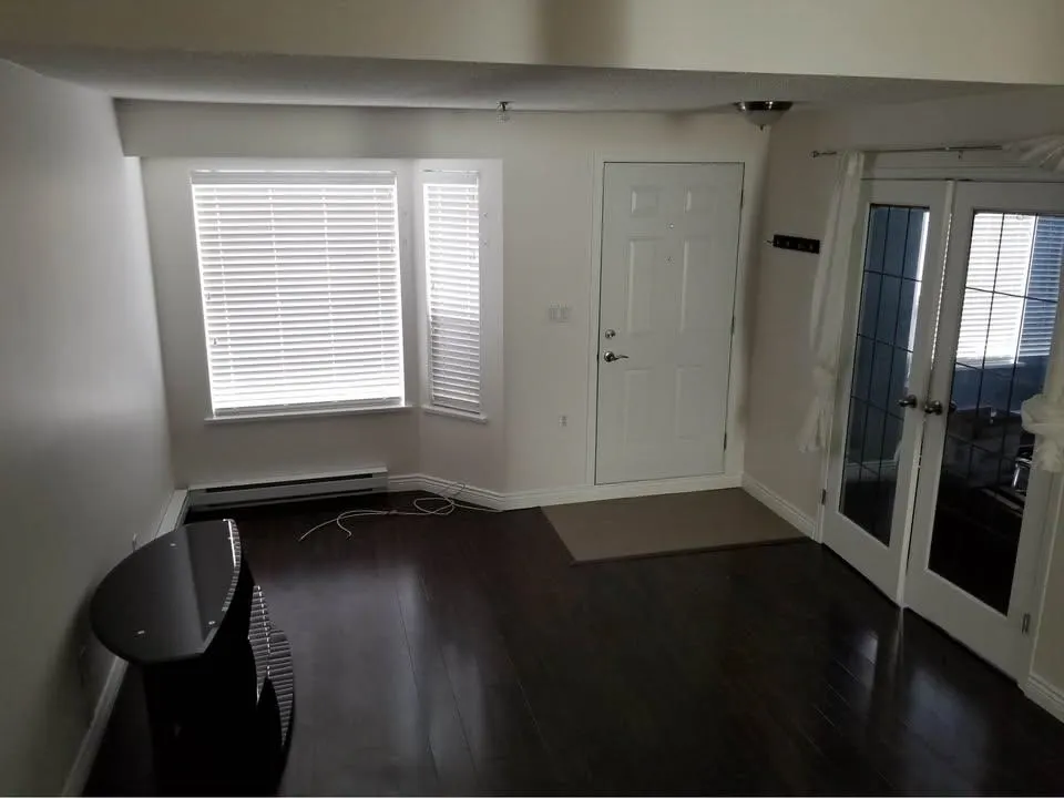 207 1166 W 6th Ave