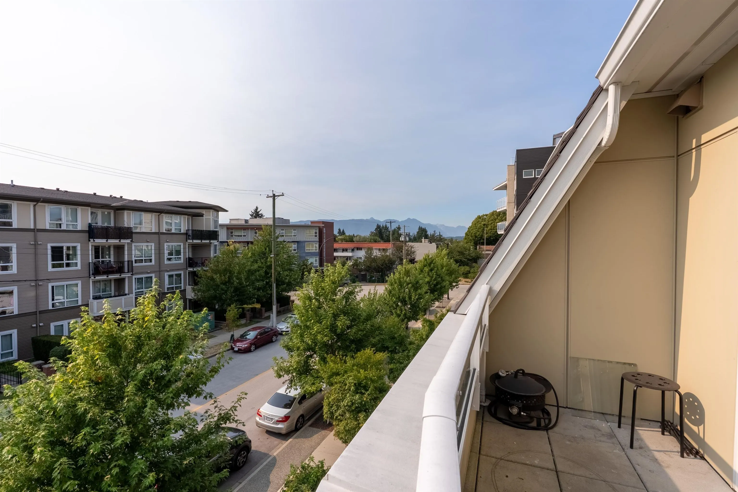 106 12040 Plaza Street