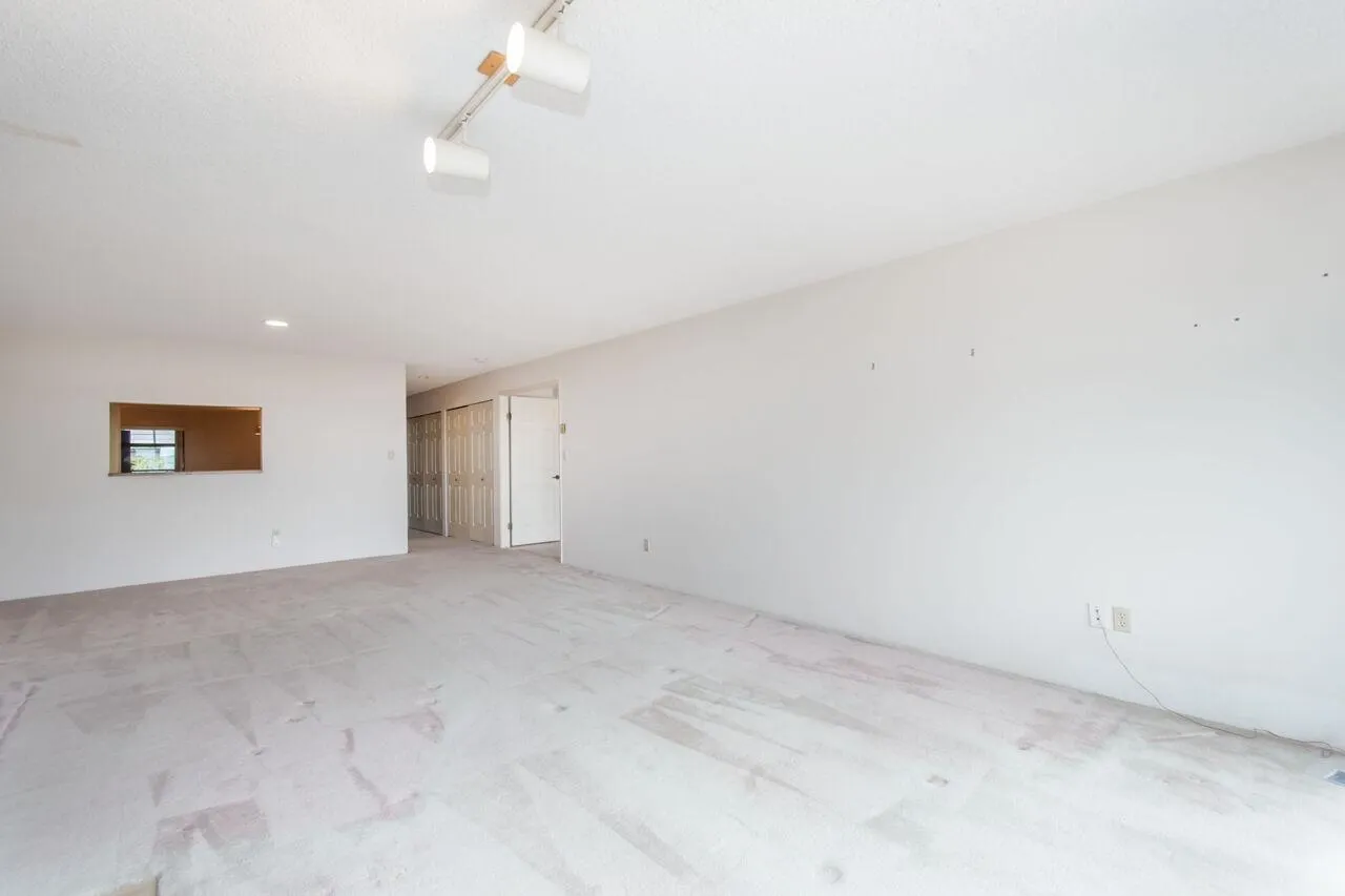 202 225 24th Street