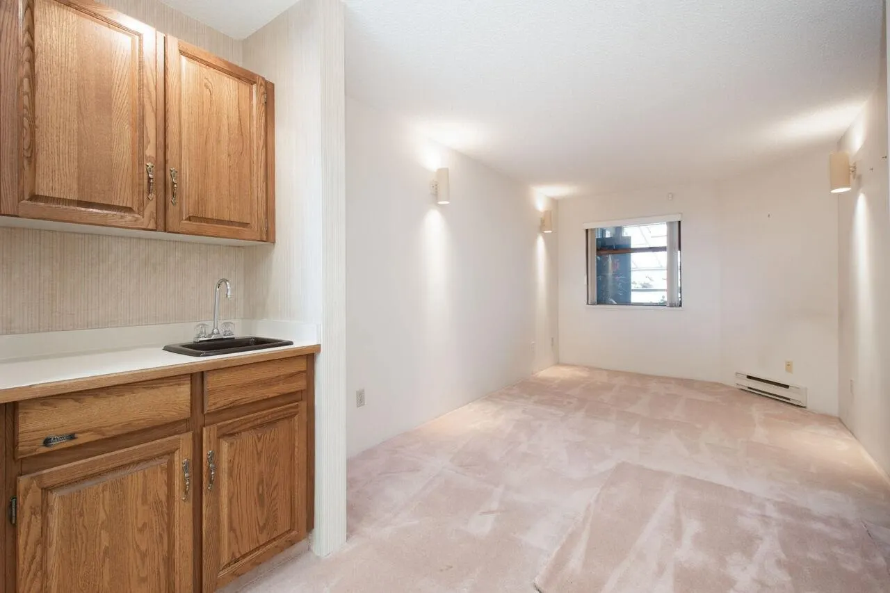 202 225 24th Street