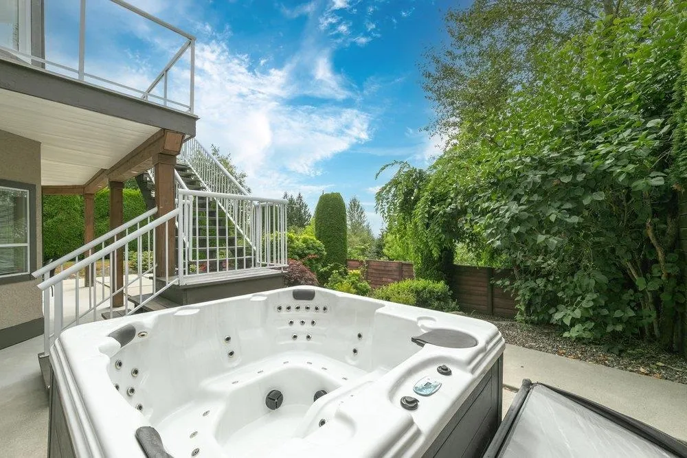 2608 Sandstone Court
