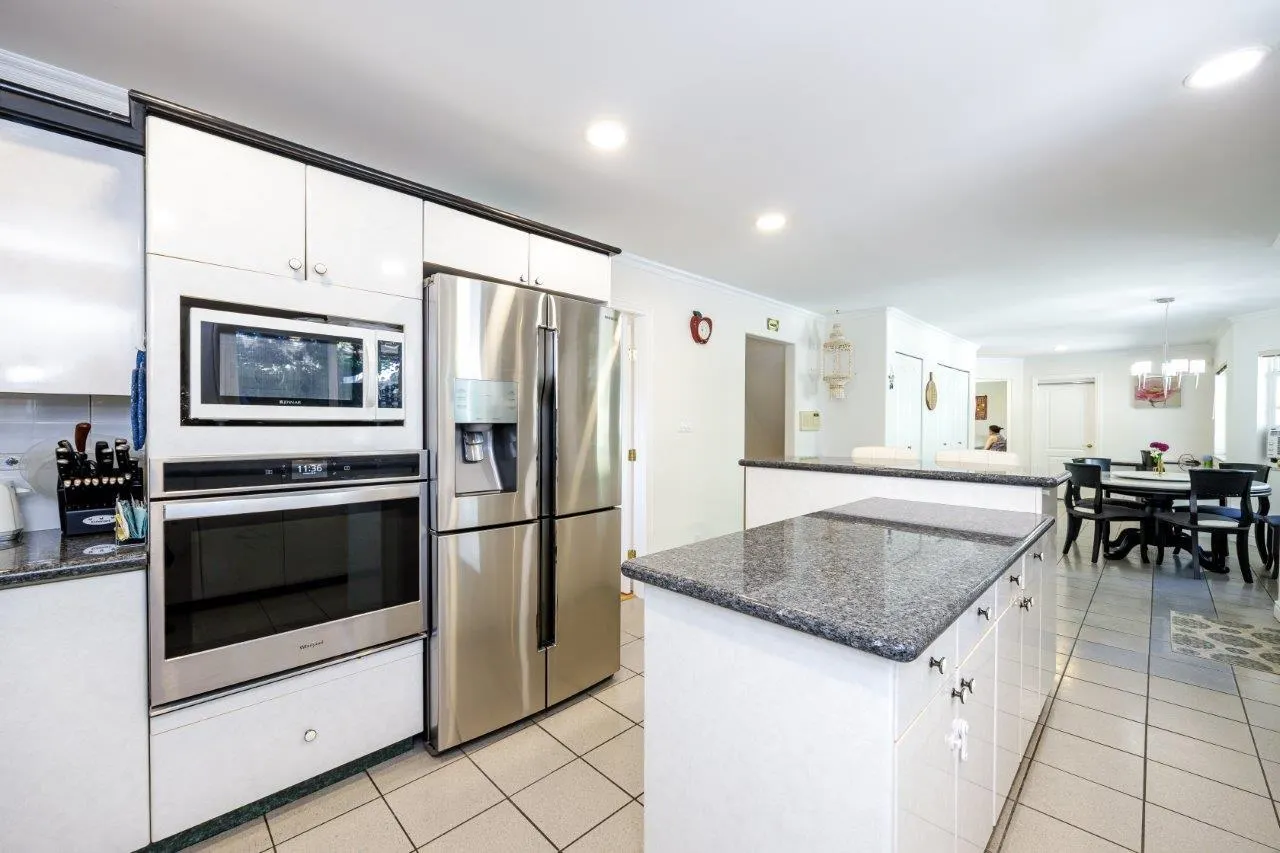 1224 E 14th Street
