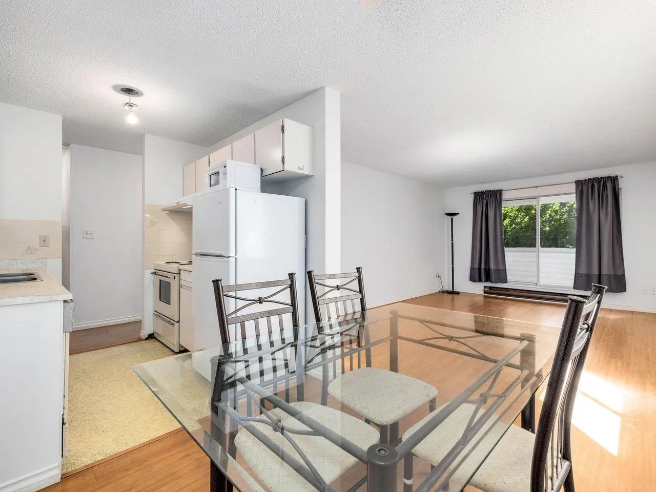 301 8760 Westminster Highway