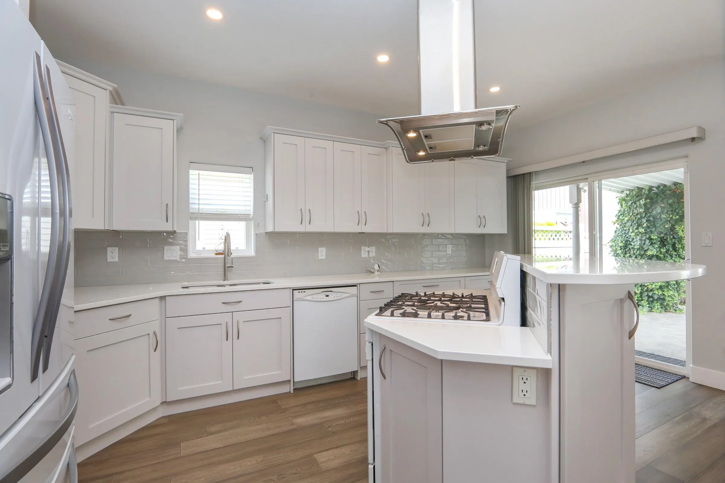 179 8485 Young Road