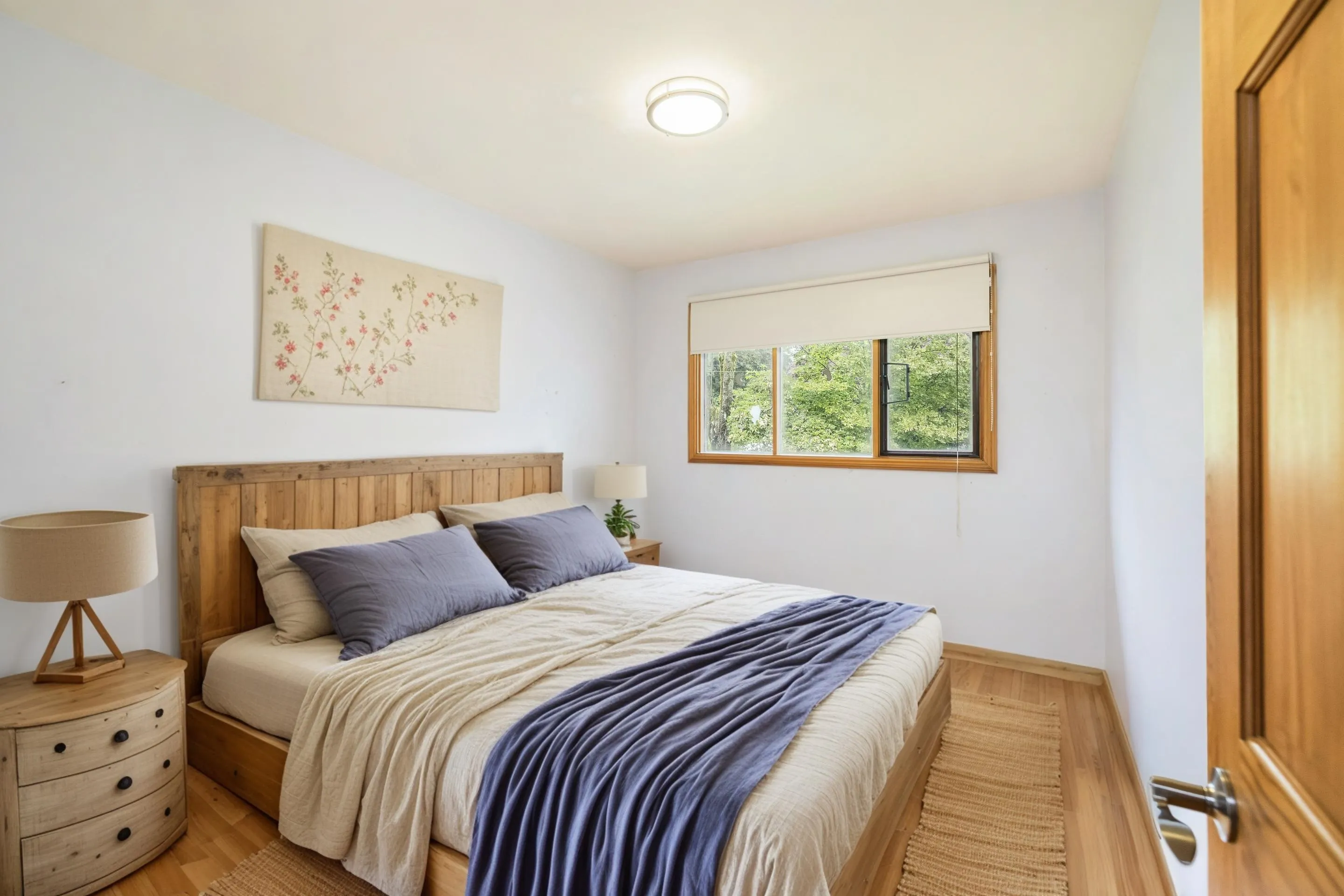1561 Merlynn Crescent