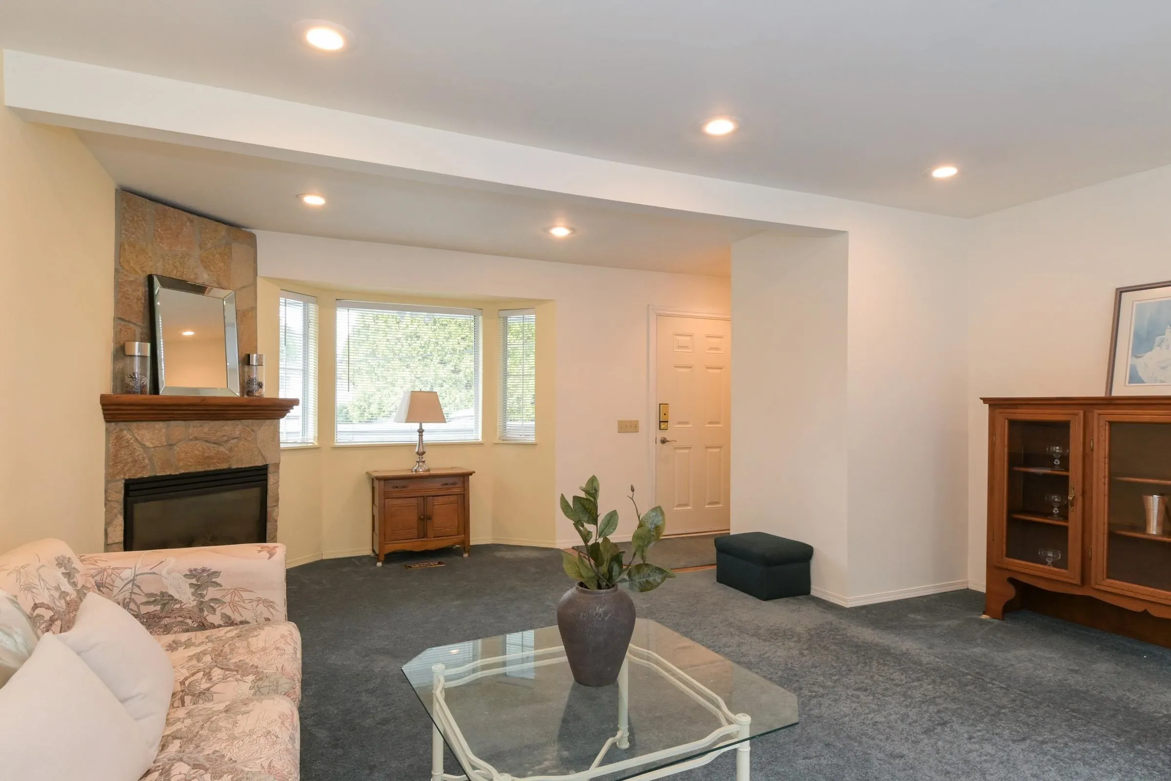 18066 59 Avenue