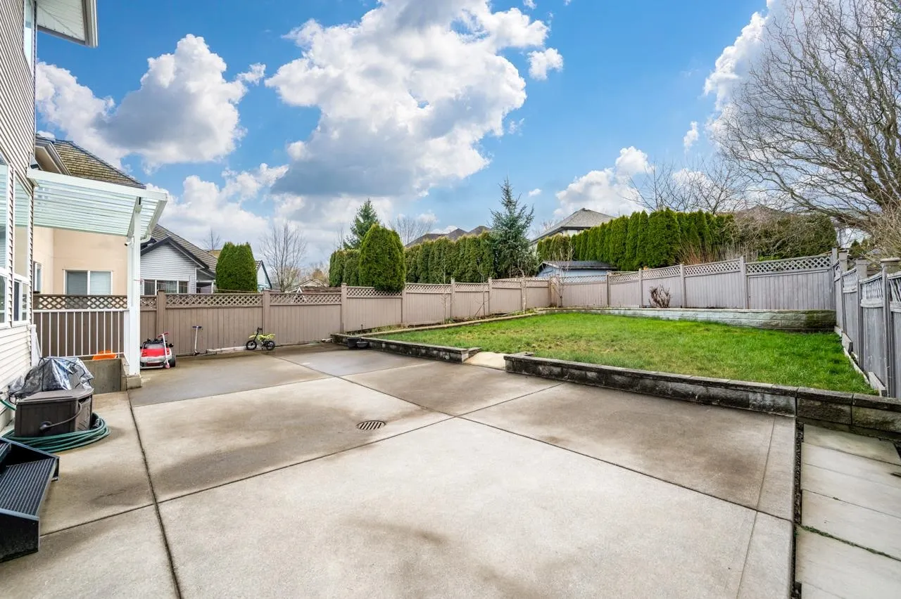 8425 170 Street