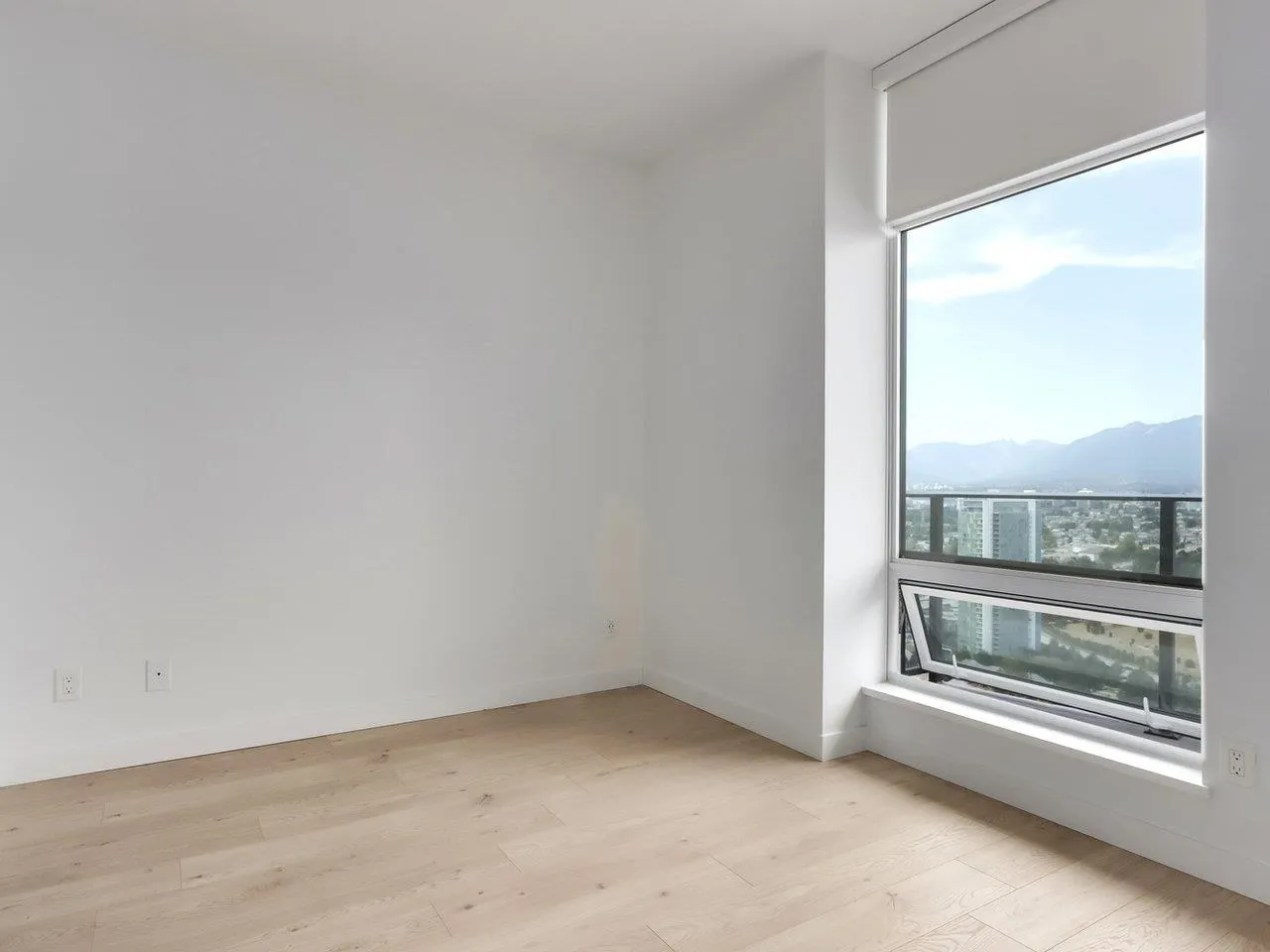 3804 2181 Madison Avenue