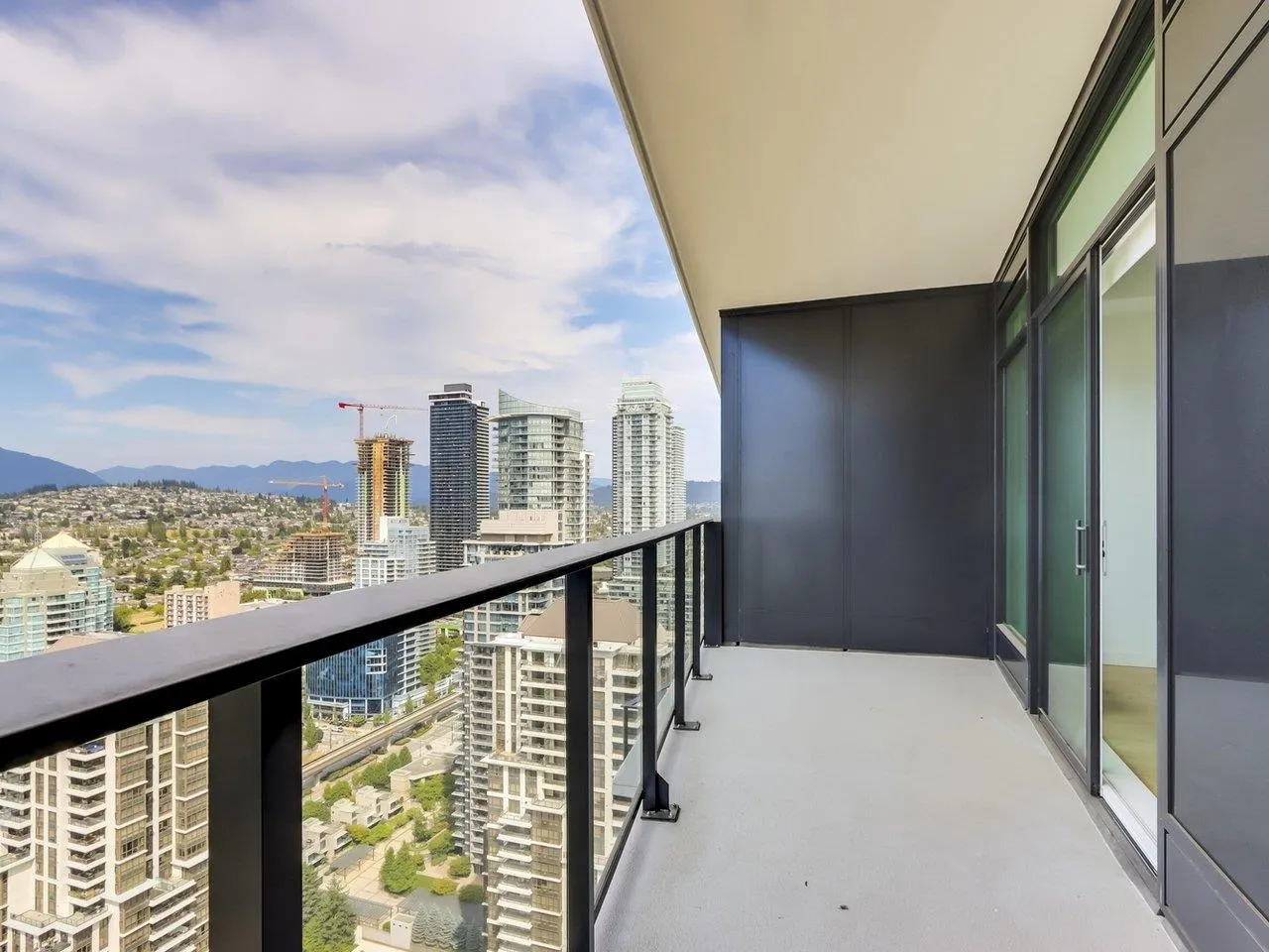 3804 2181 Madison Avenue
