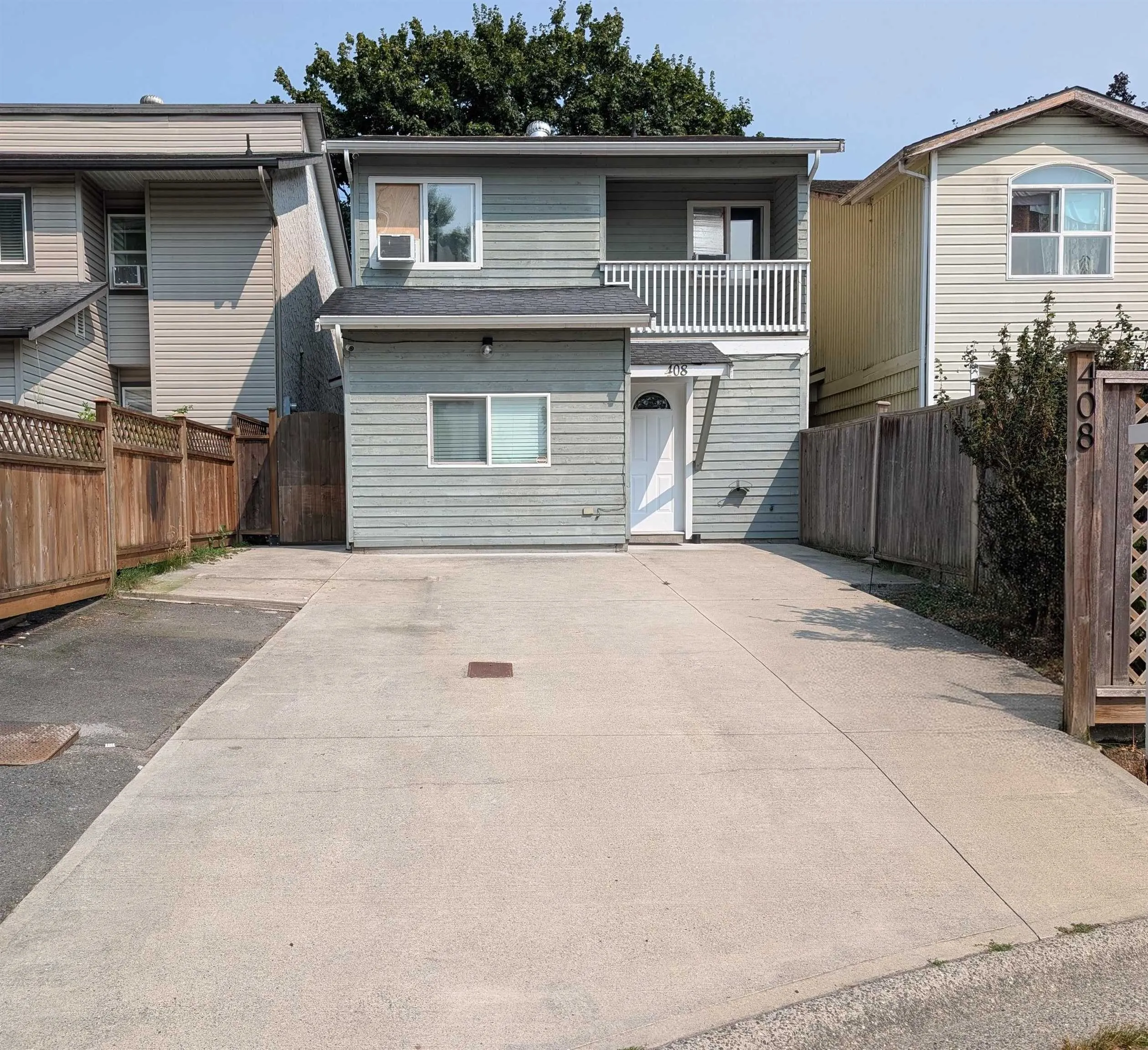 408 Bruneau Place