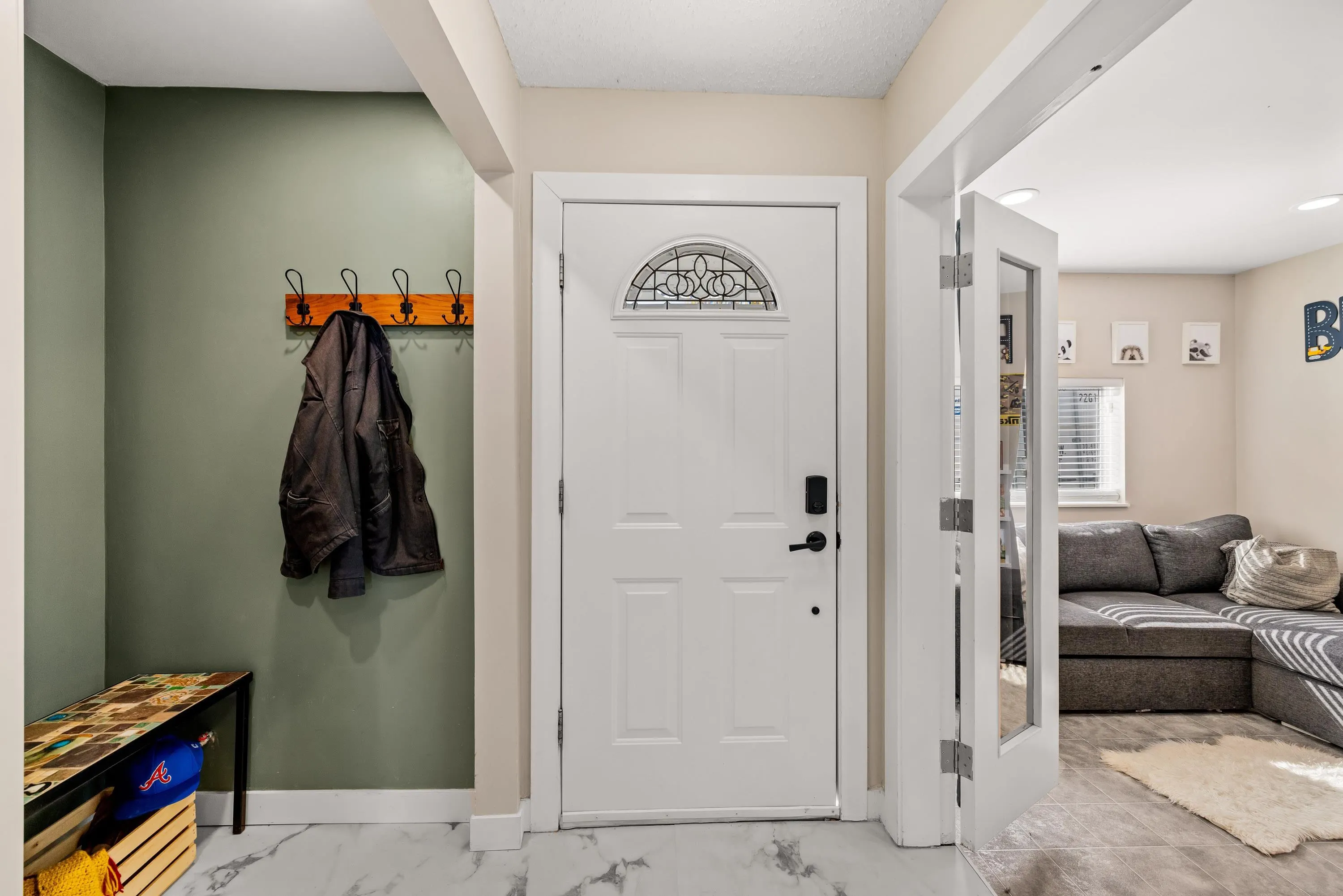 408 Bruneau Place