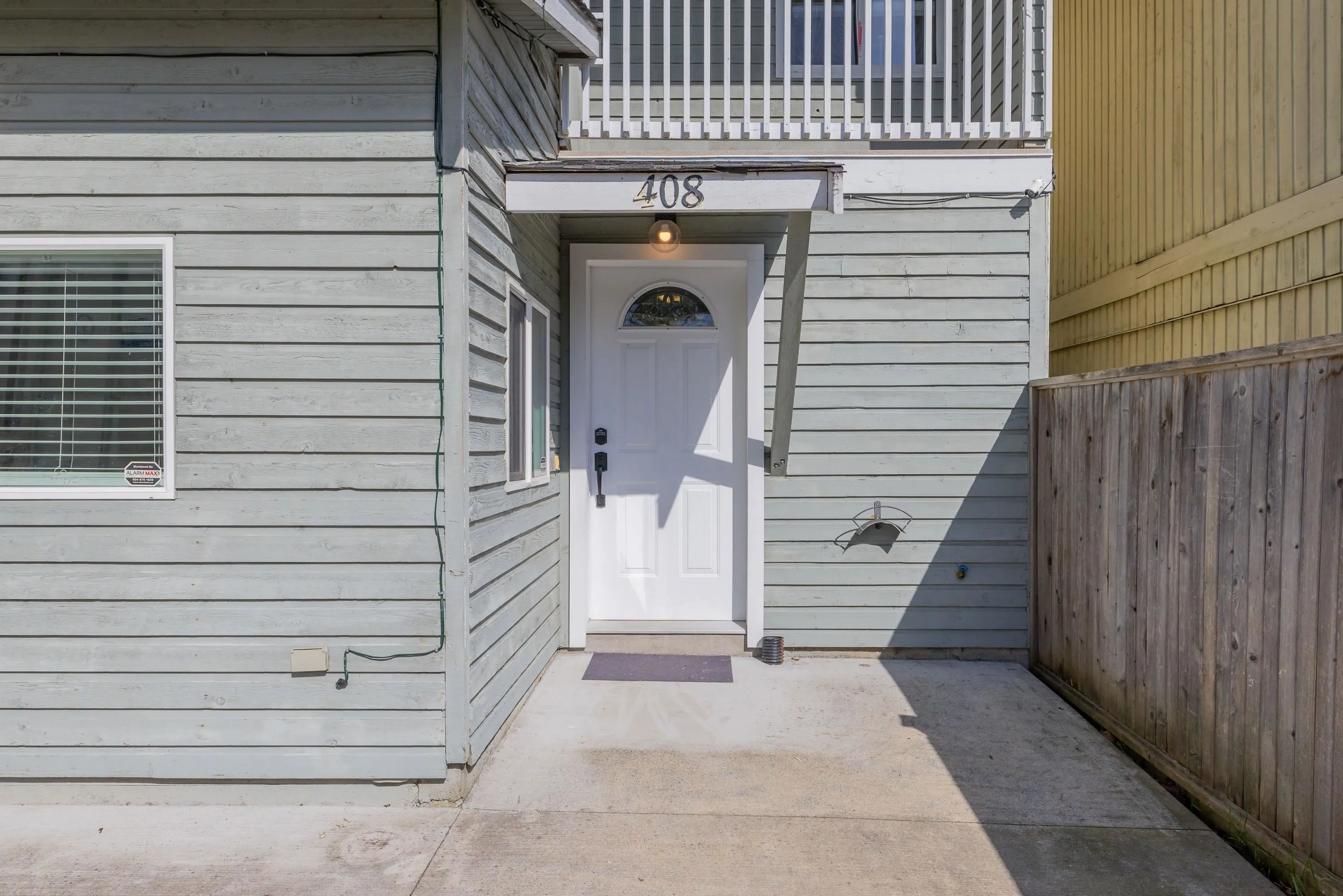 408 Bruneau Place